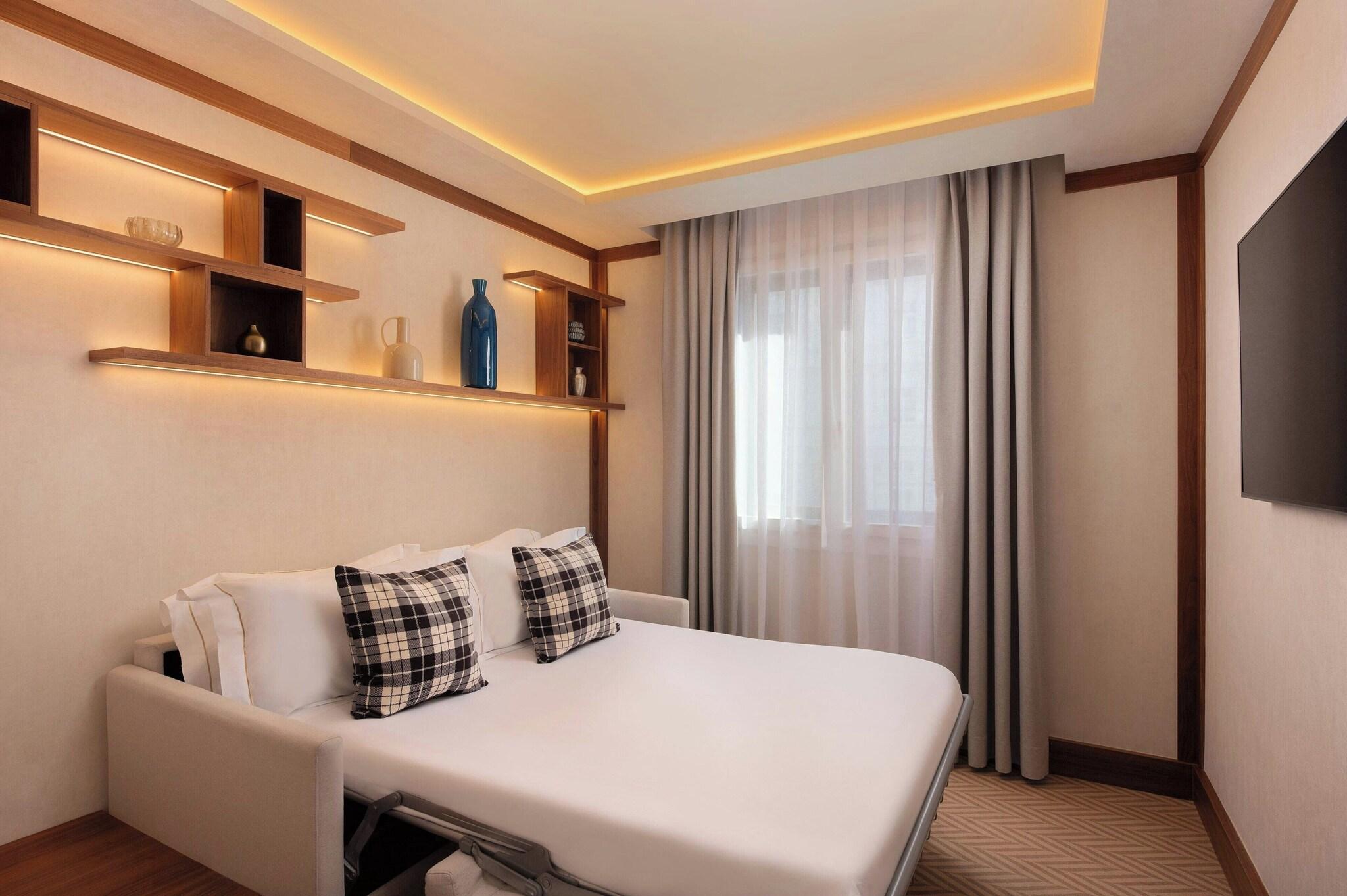 Double King Size Bed