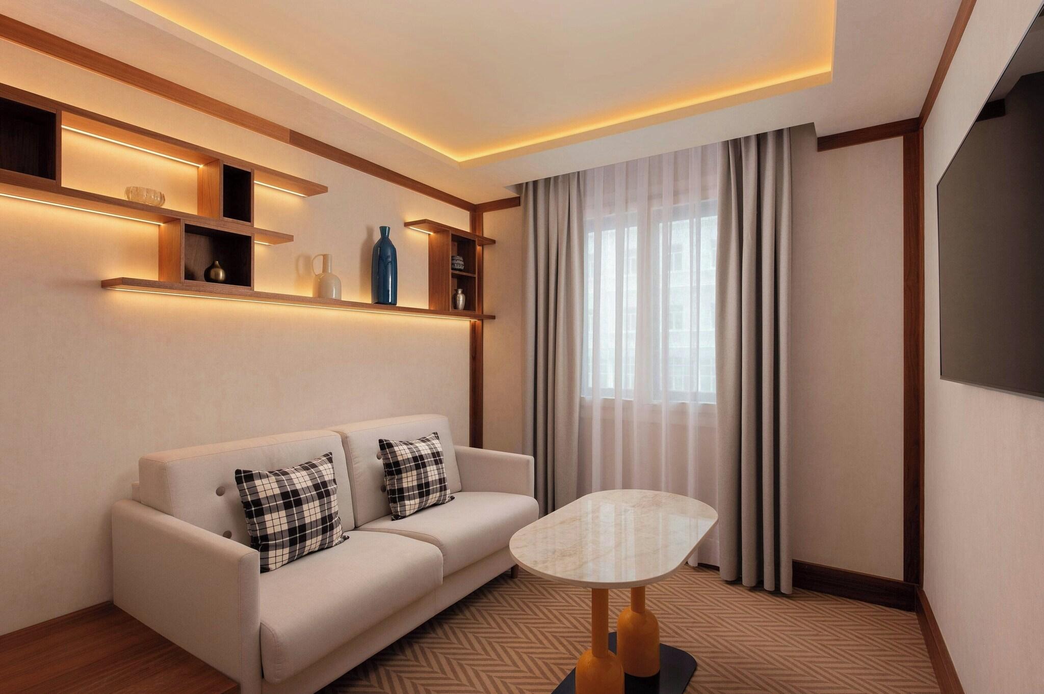 Double King Size Bed