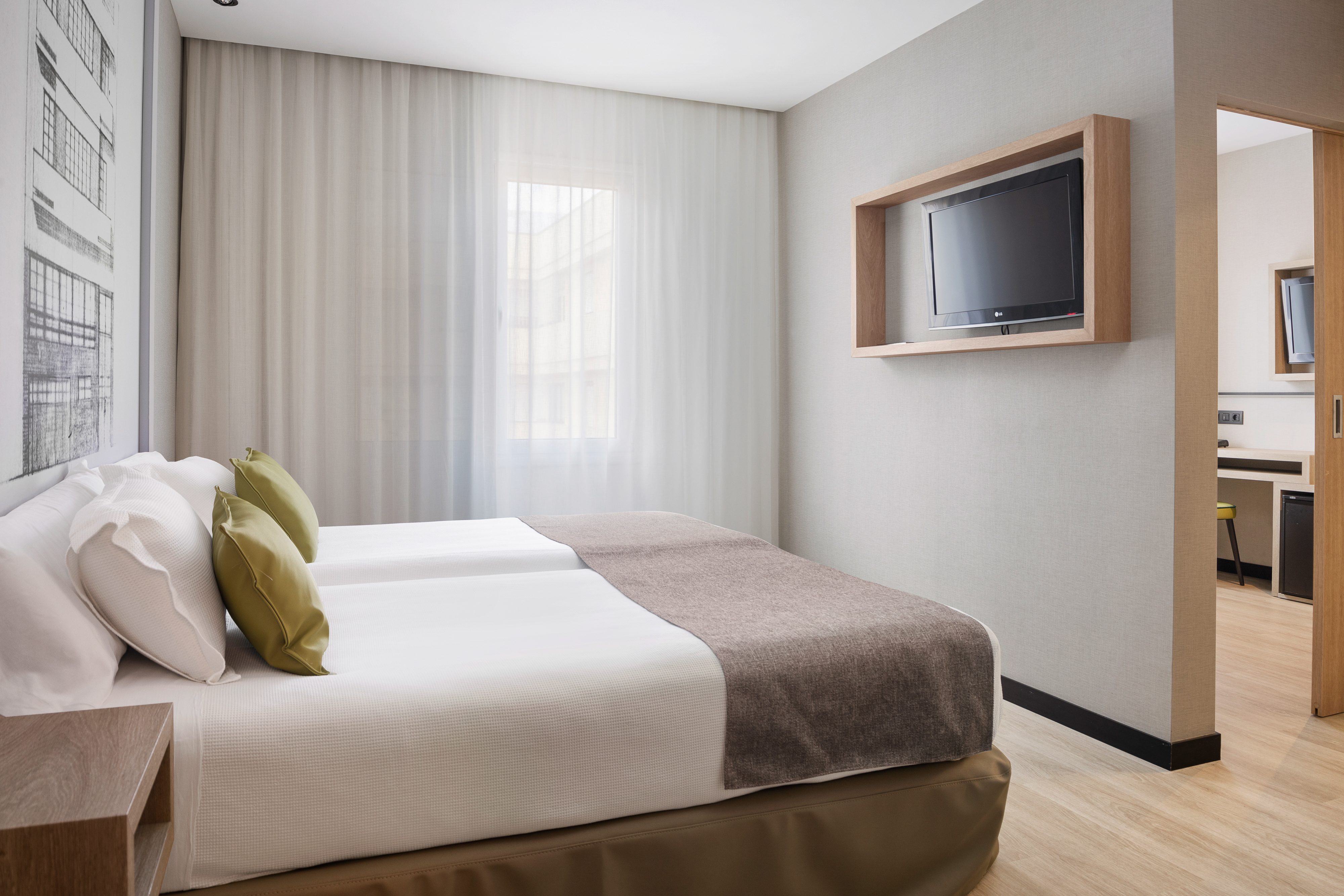 Double or Twin Superior