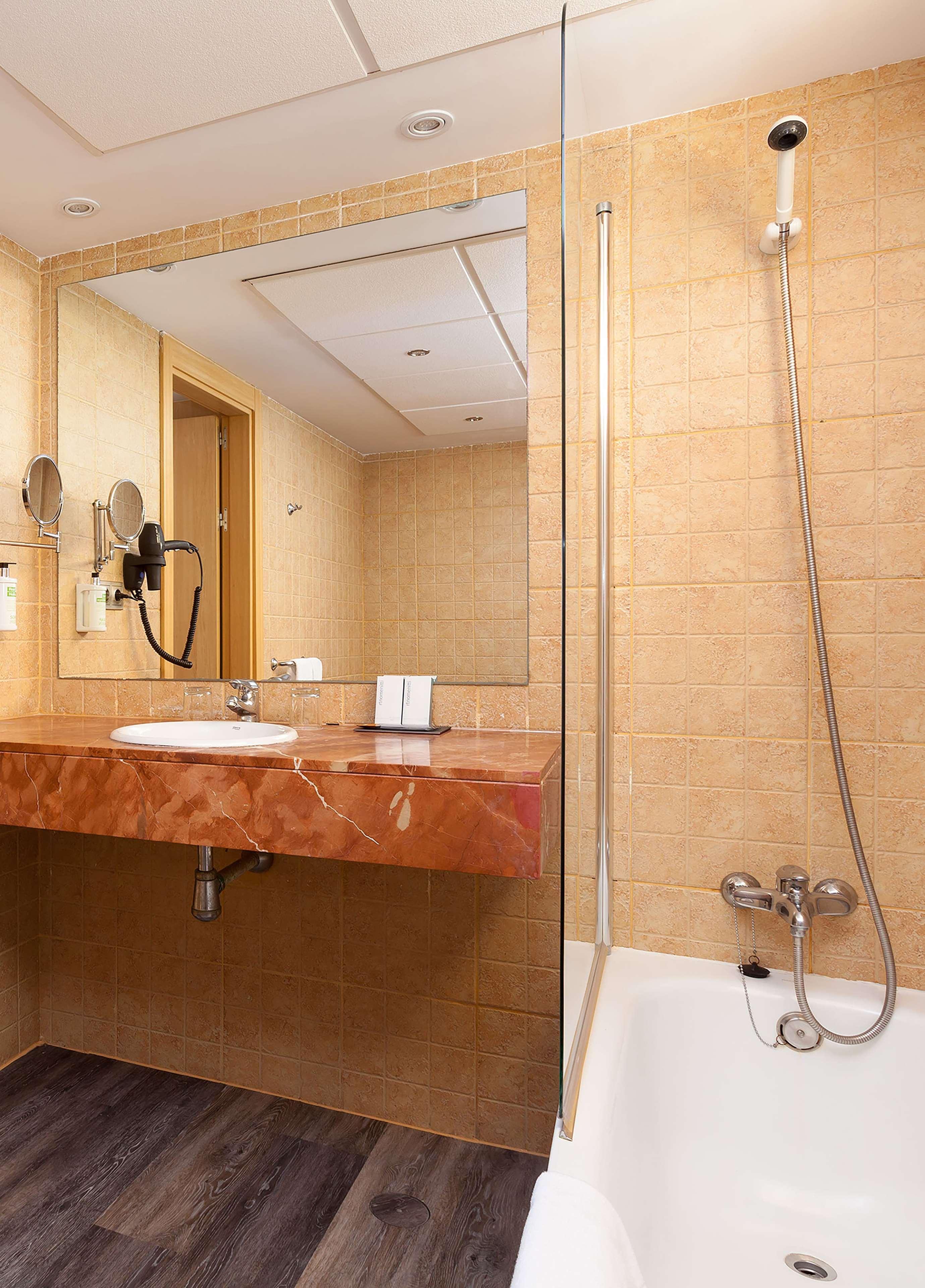 Family Room Standard