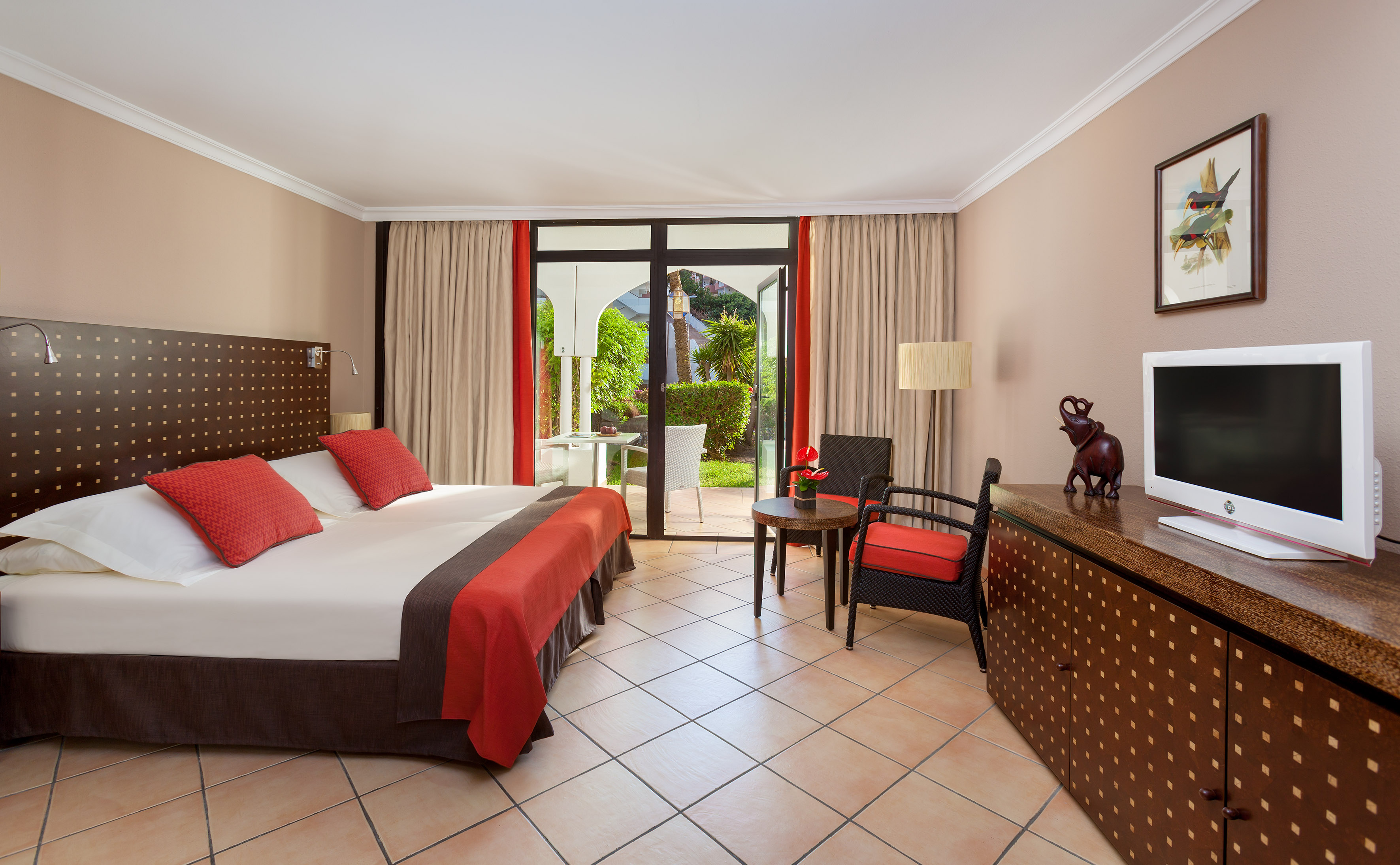 Double or Twin Standard