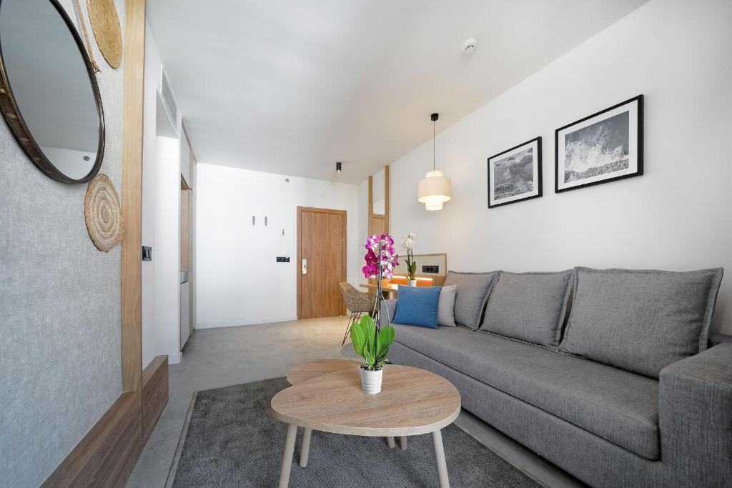 Family Room Standard