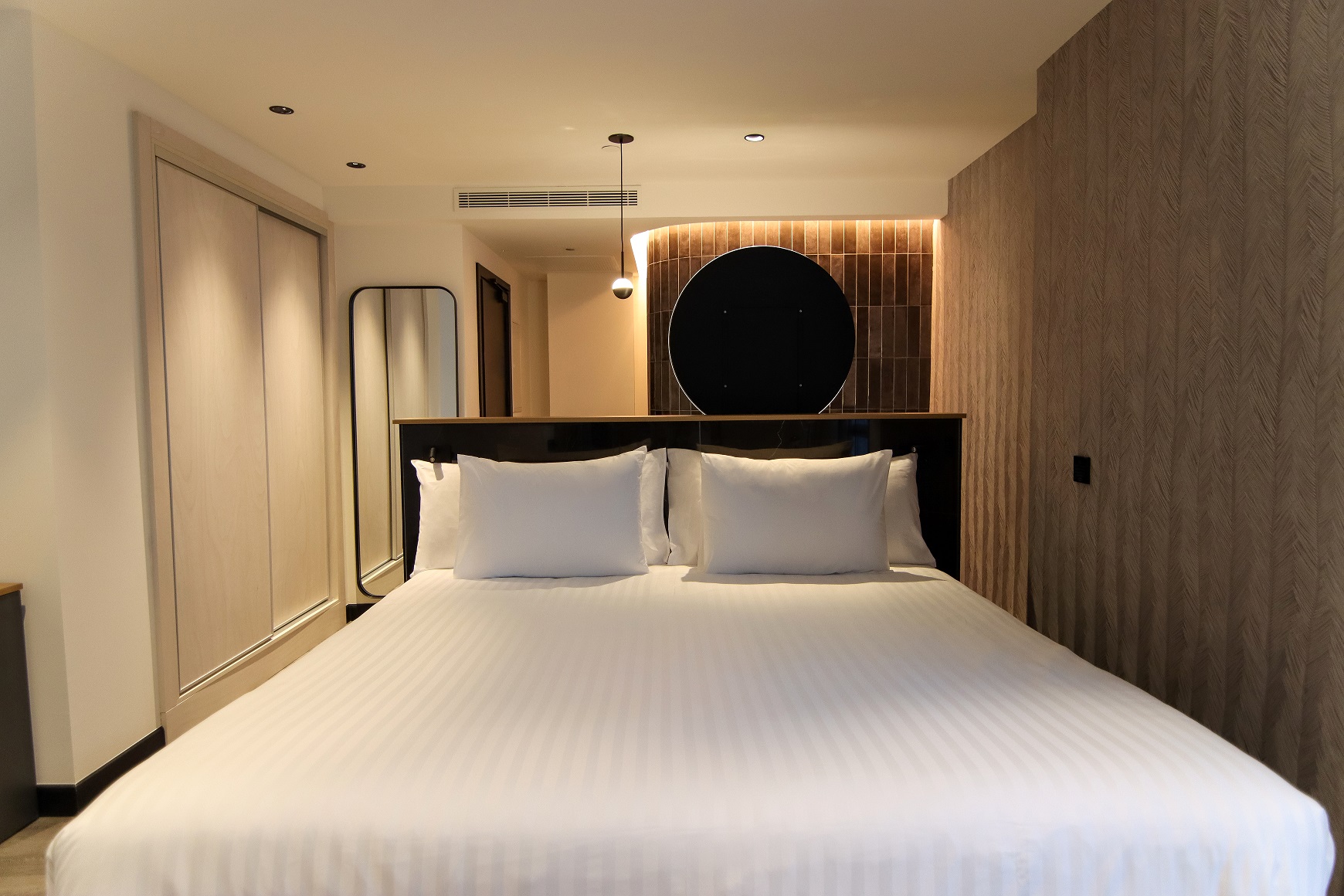 Double Single Deluxe Side Sea View