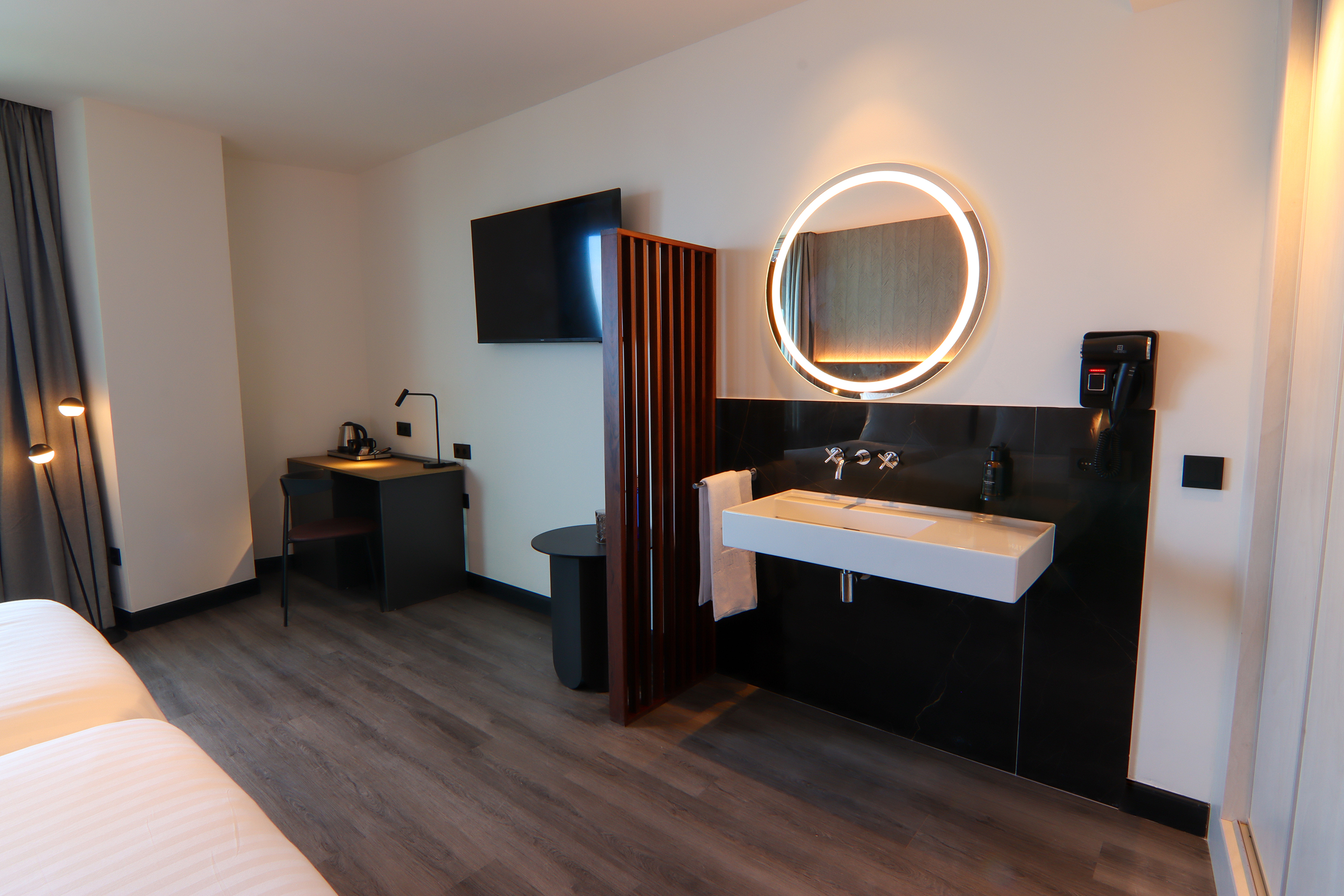 Double Single Deluxe