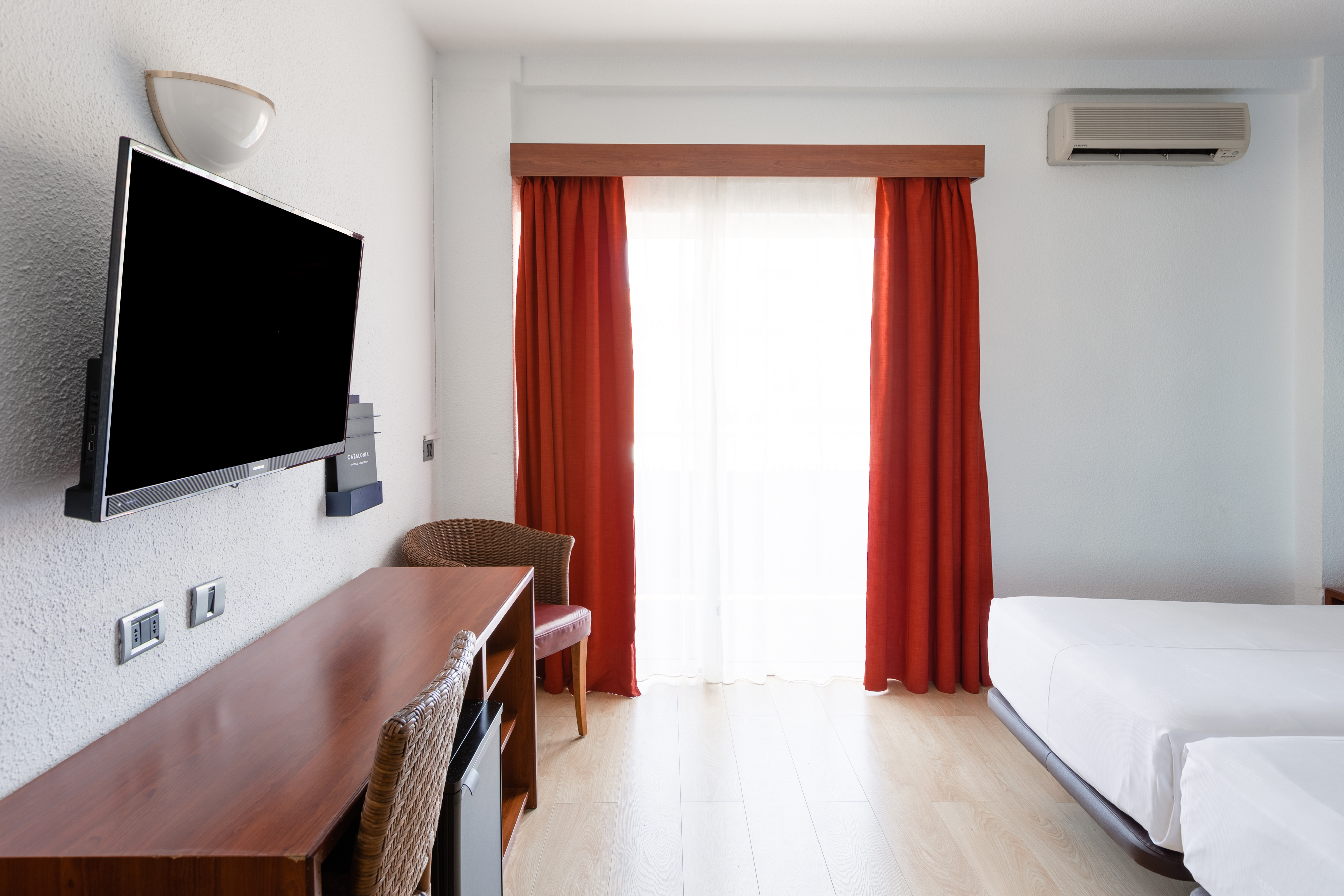 Double or Twin Standard