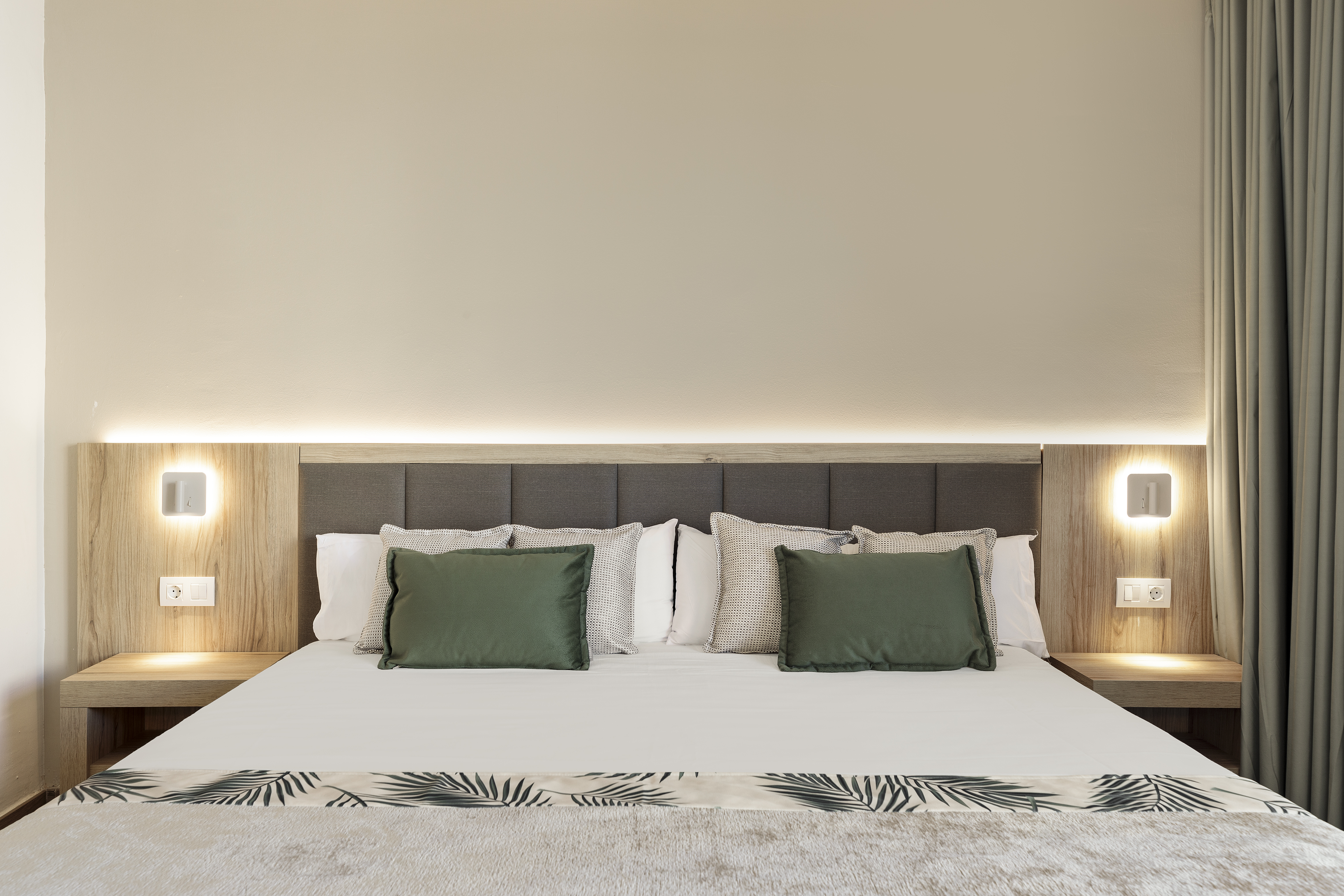 Double or Twin King Size Bed