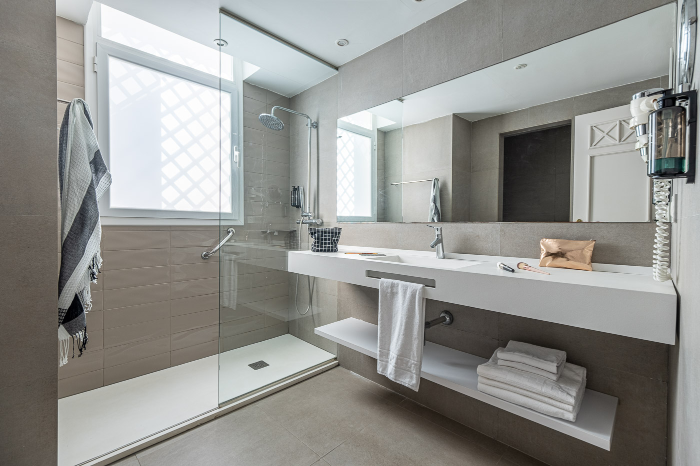 Double or Twin Superior