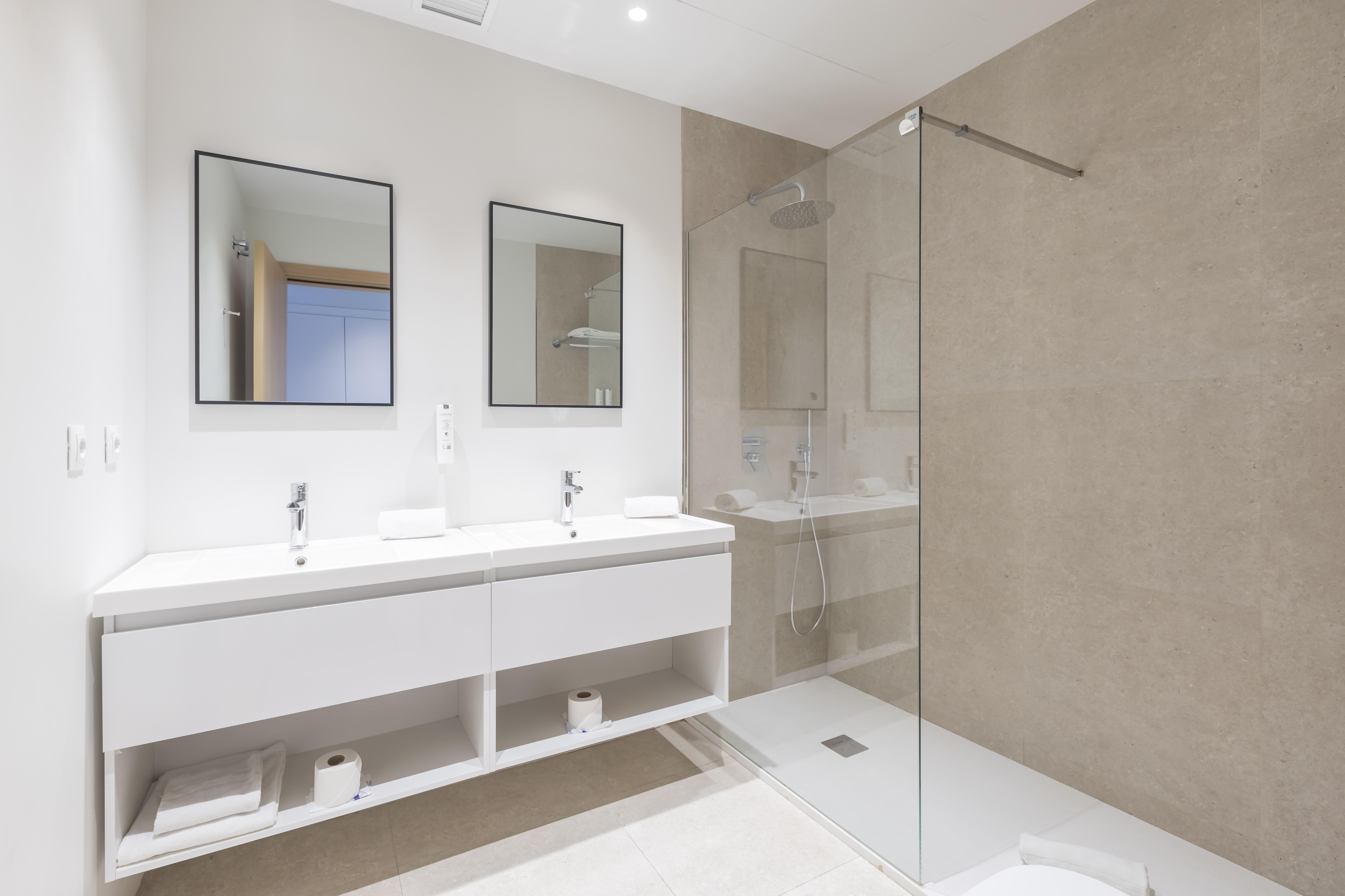 Quadruple Superior Sea View