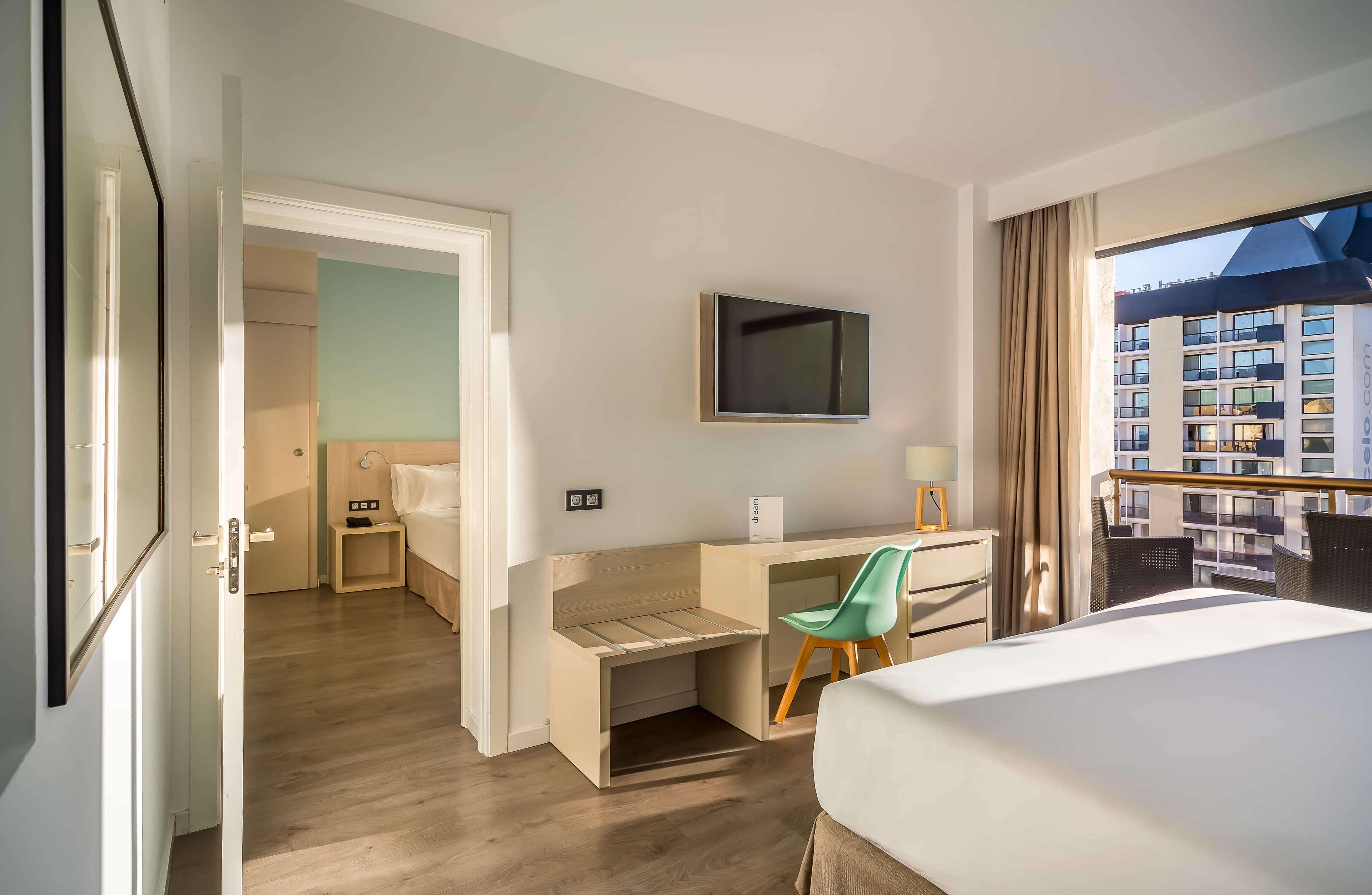 Family Room Connecting Room