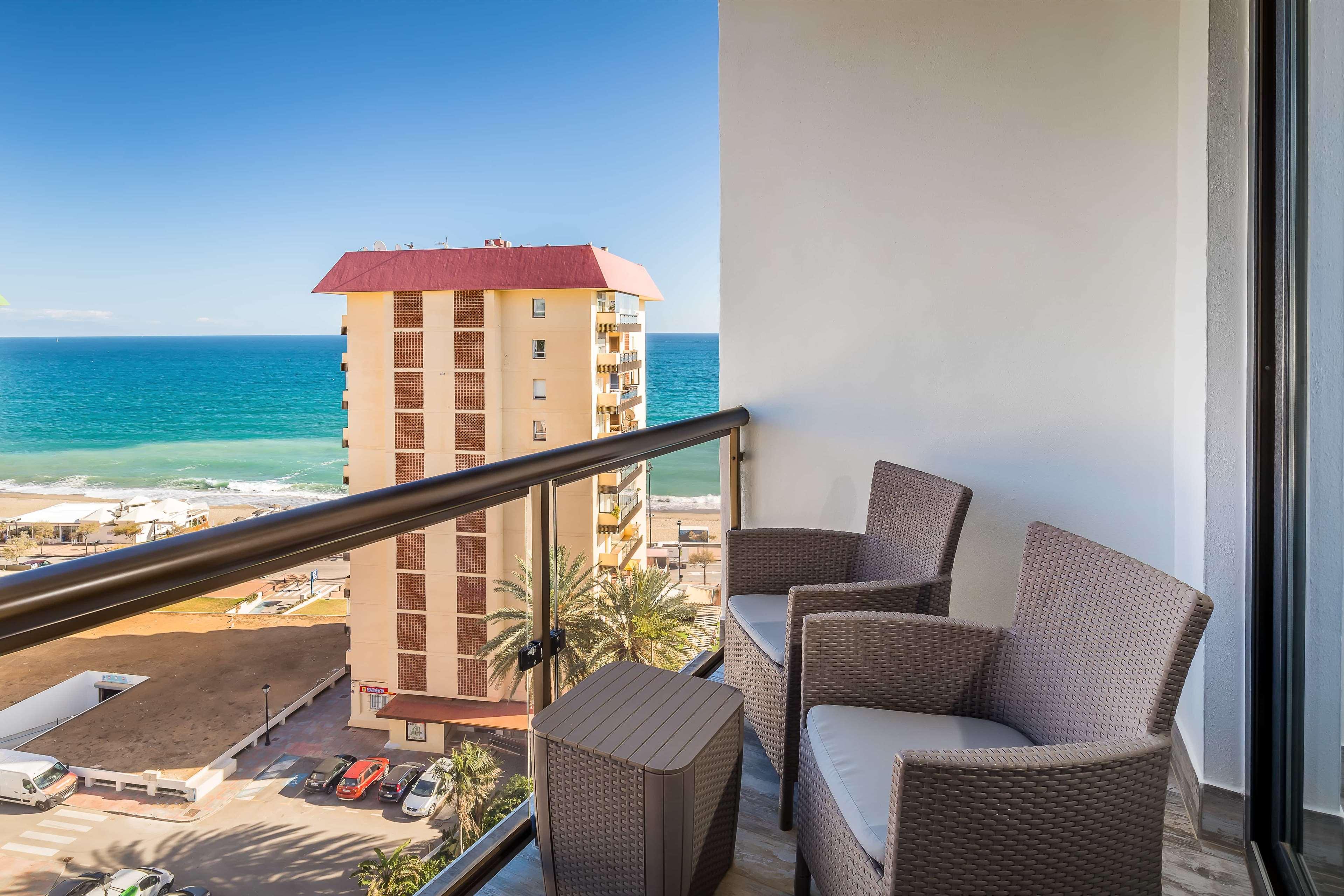 Double Deluxe Side Sea View