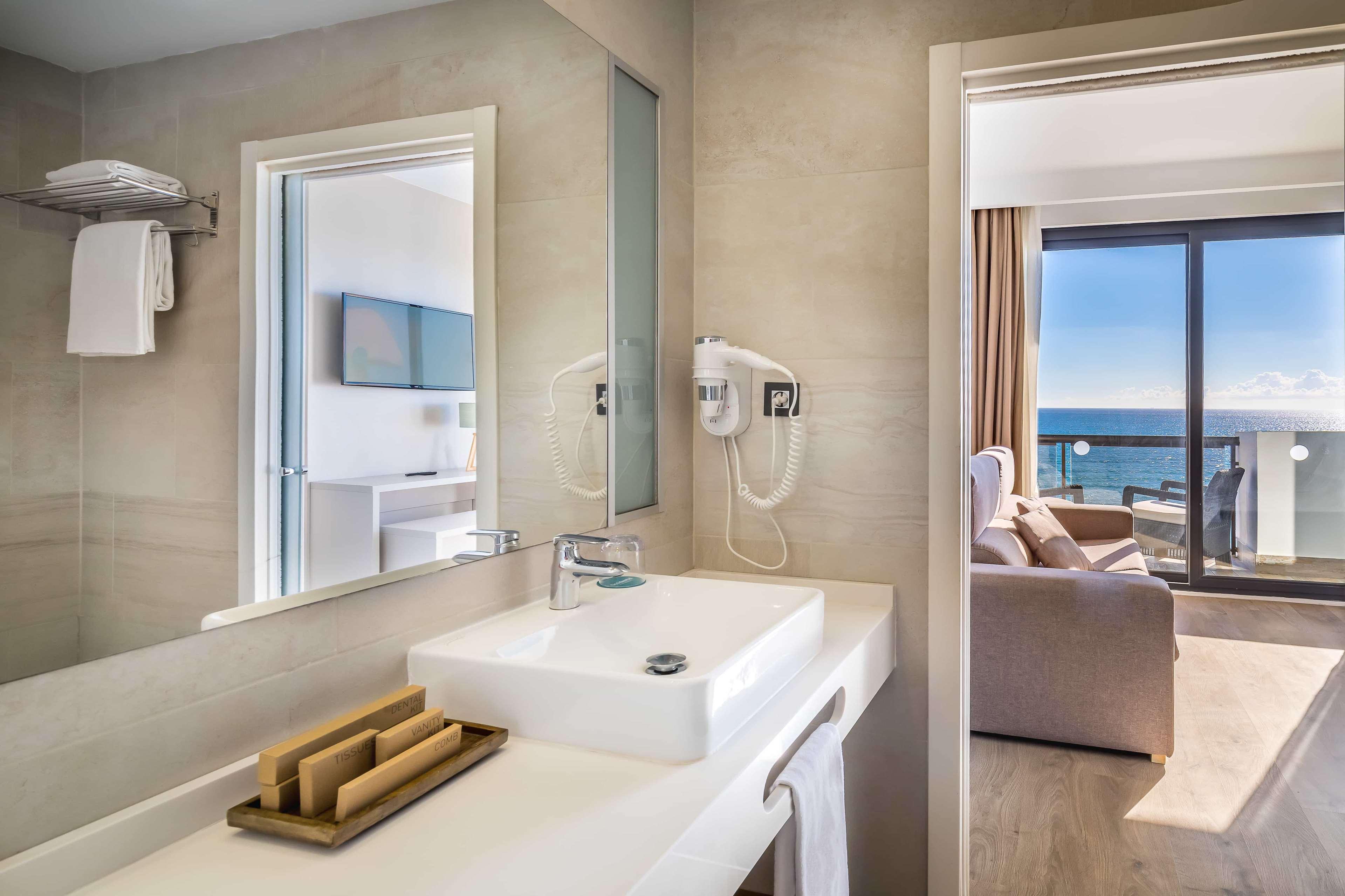 Junior Suite Sea View Capacity 3