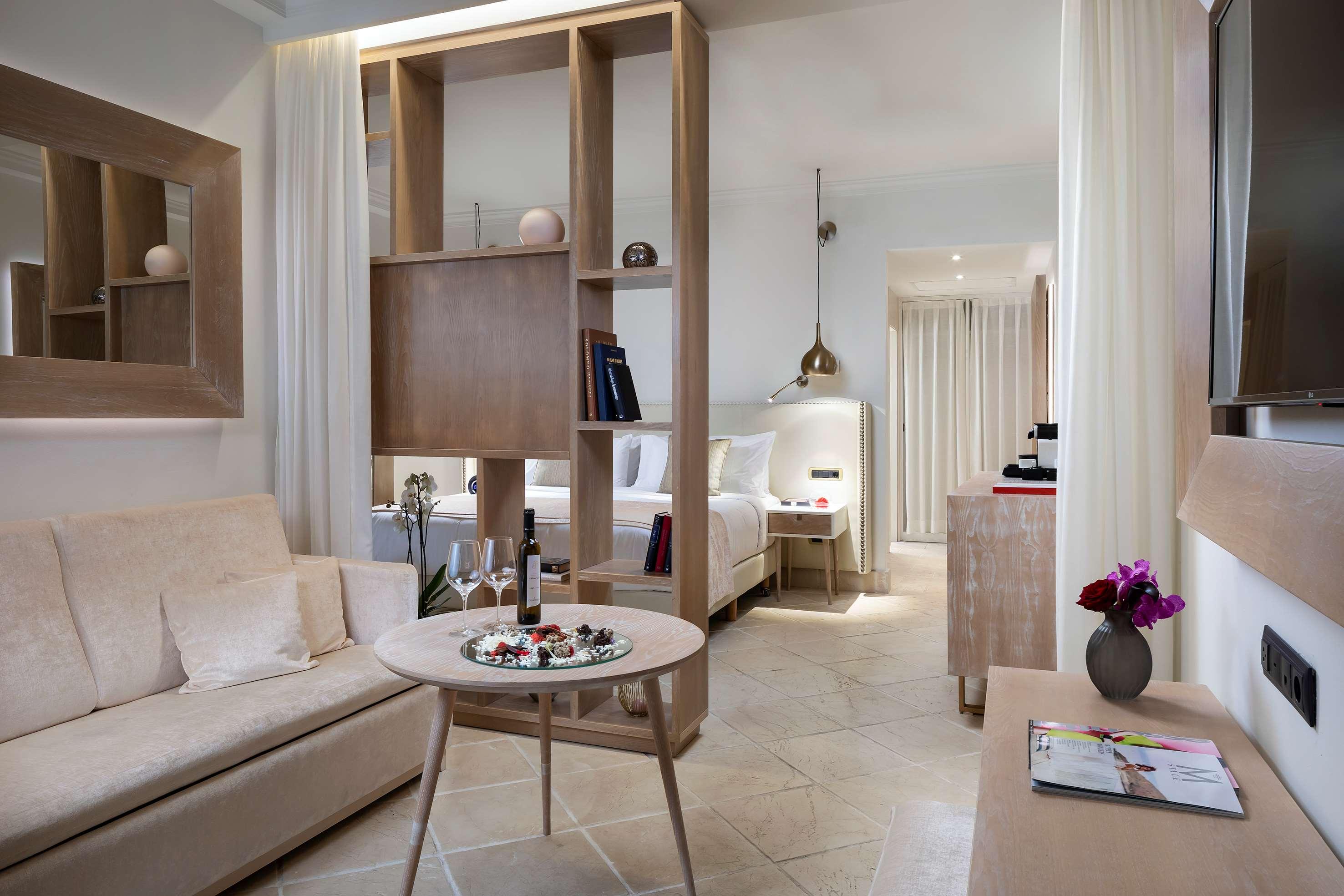 Junior Suite Standard