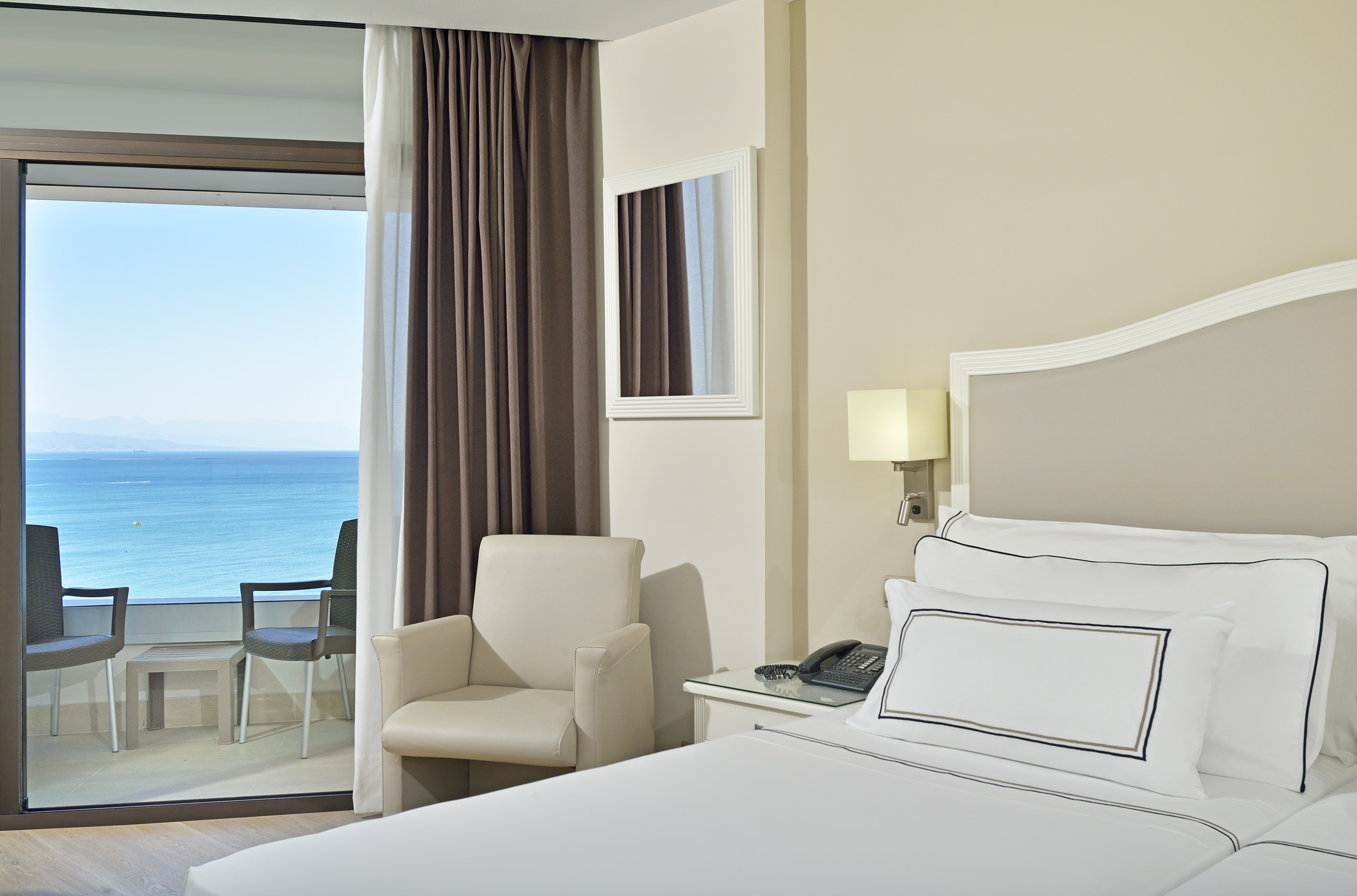 Double Single Deluxe Sea View