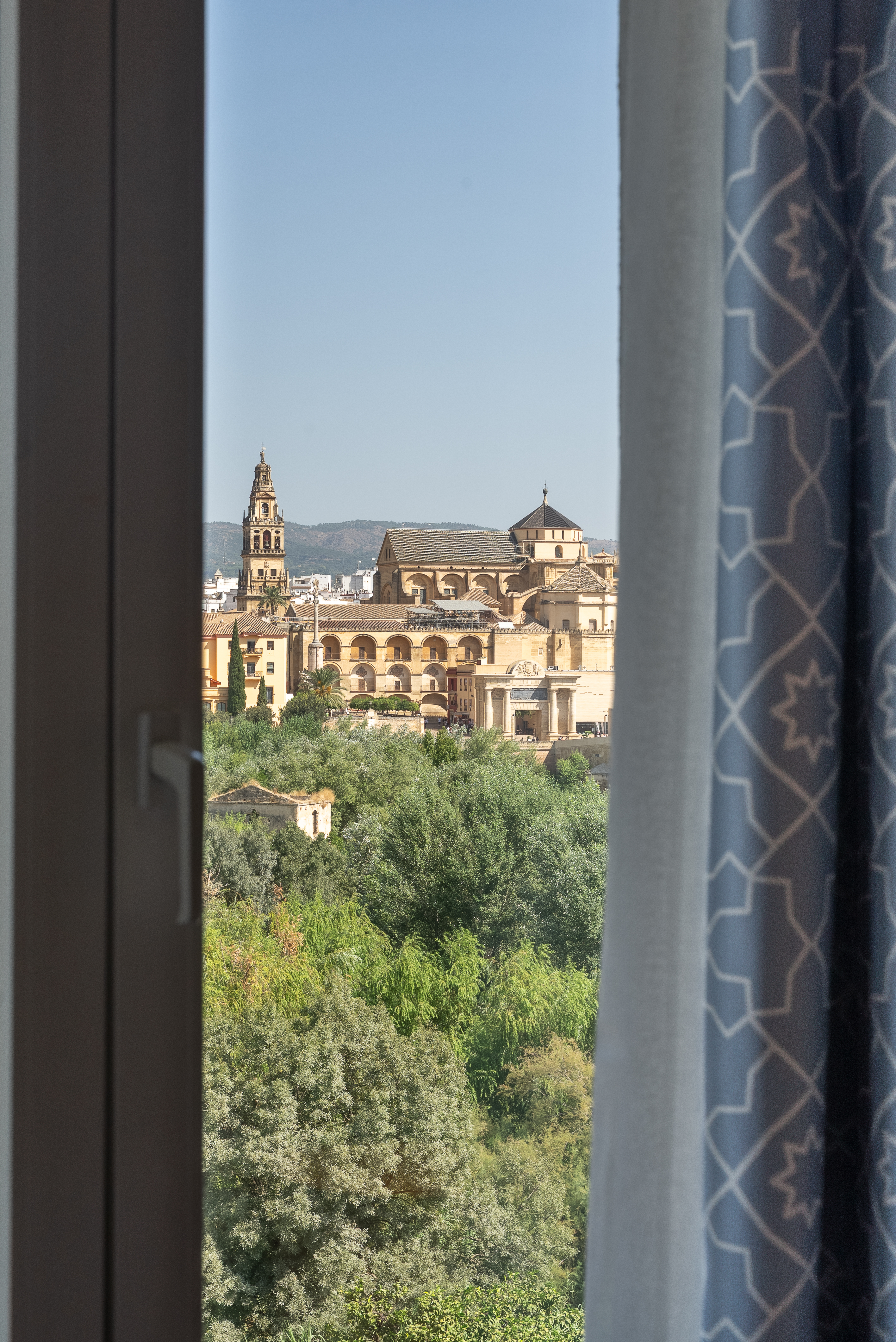 Double or Twin Deluxe