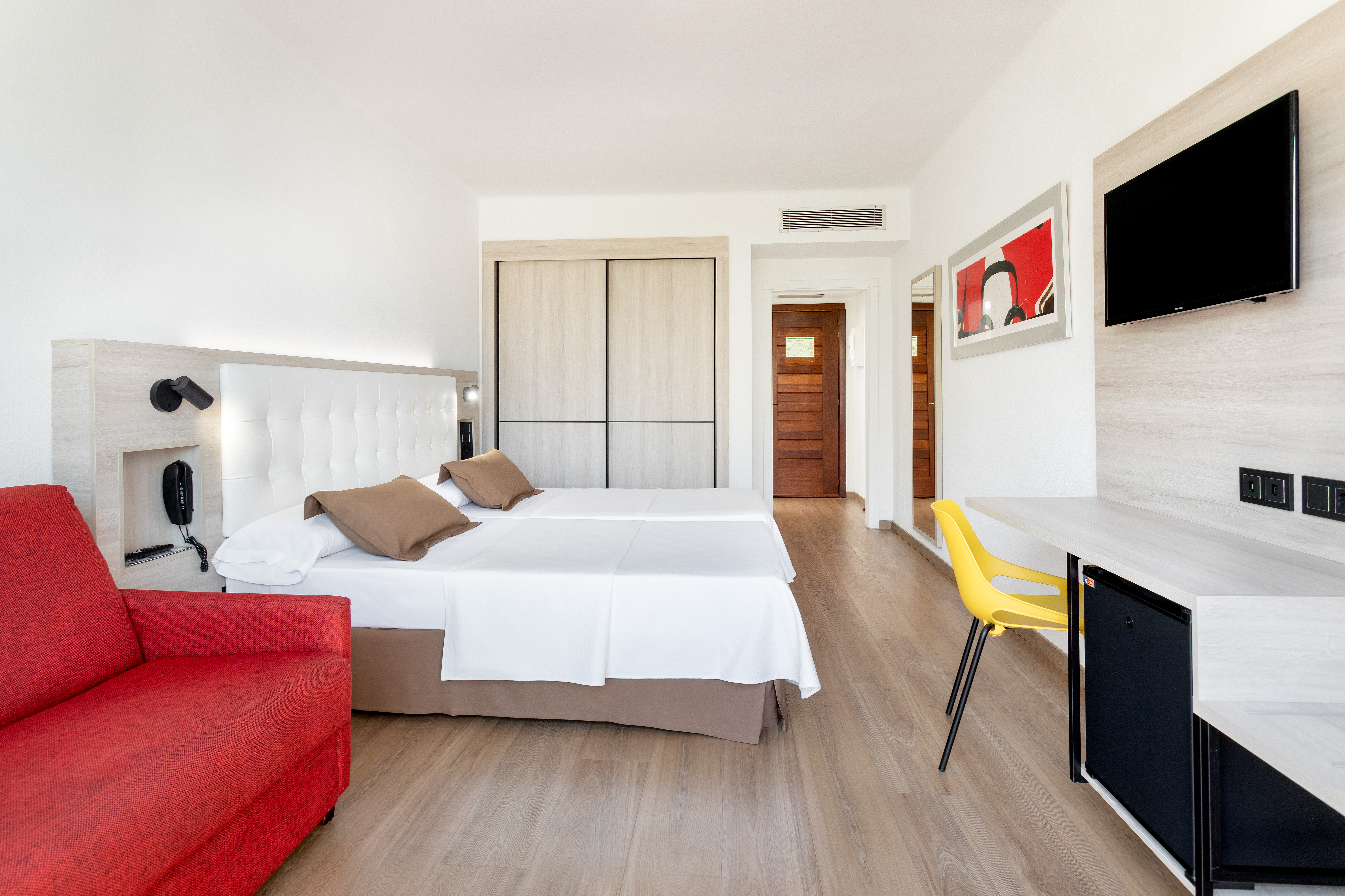 Double or Twin Standard