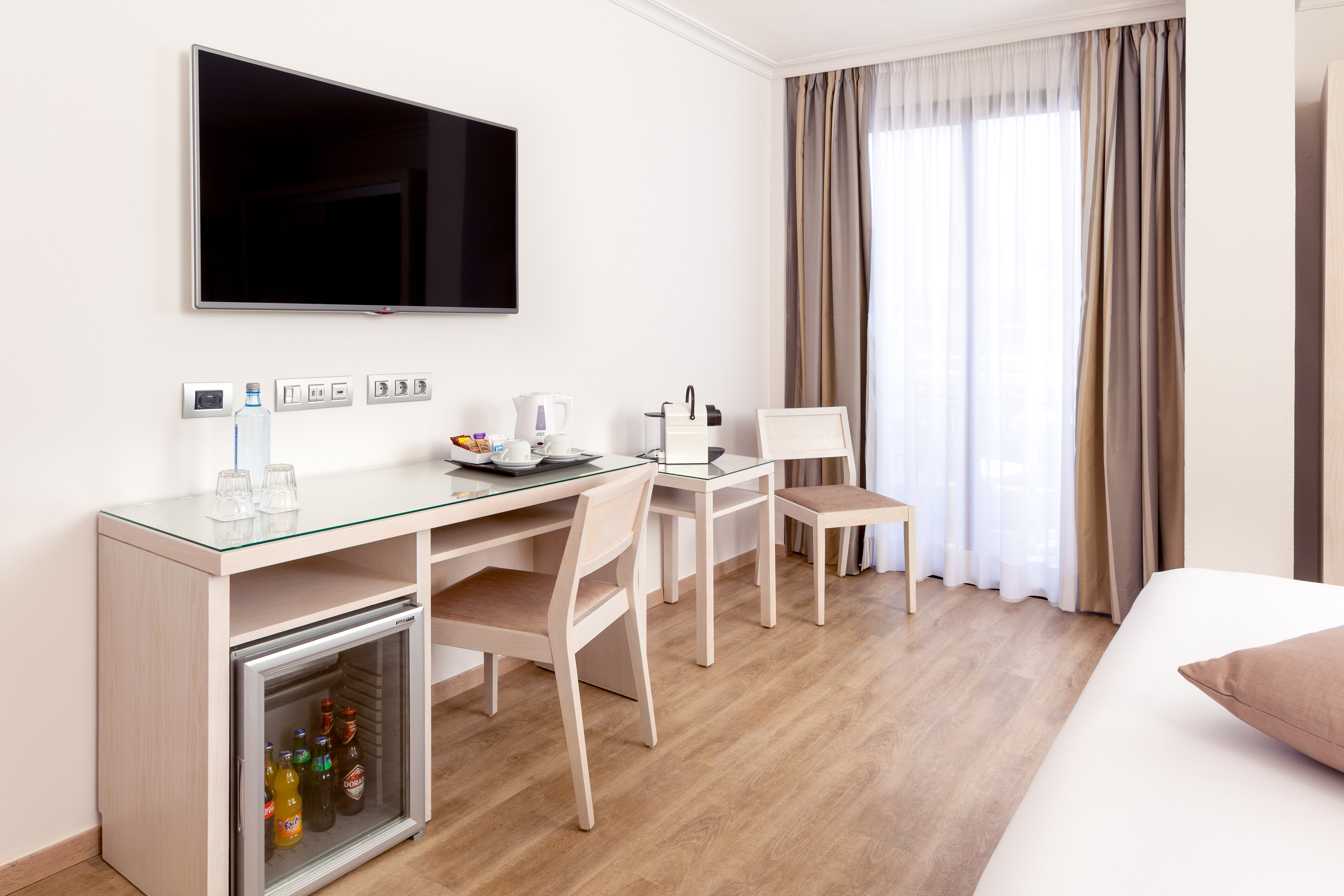 Double or Twin Deluxe