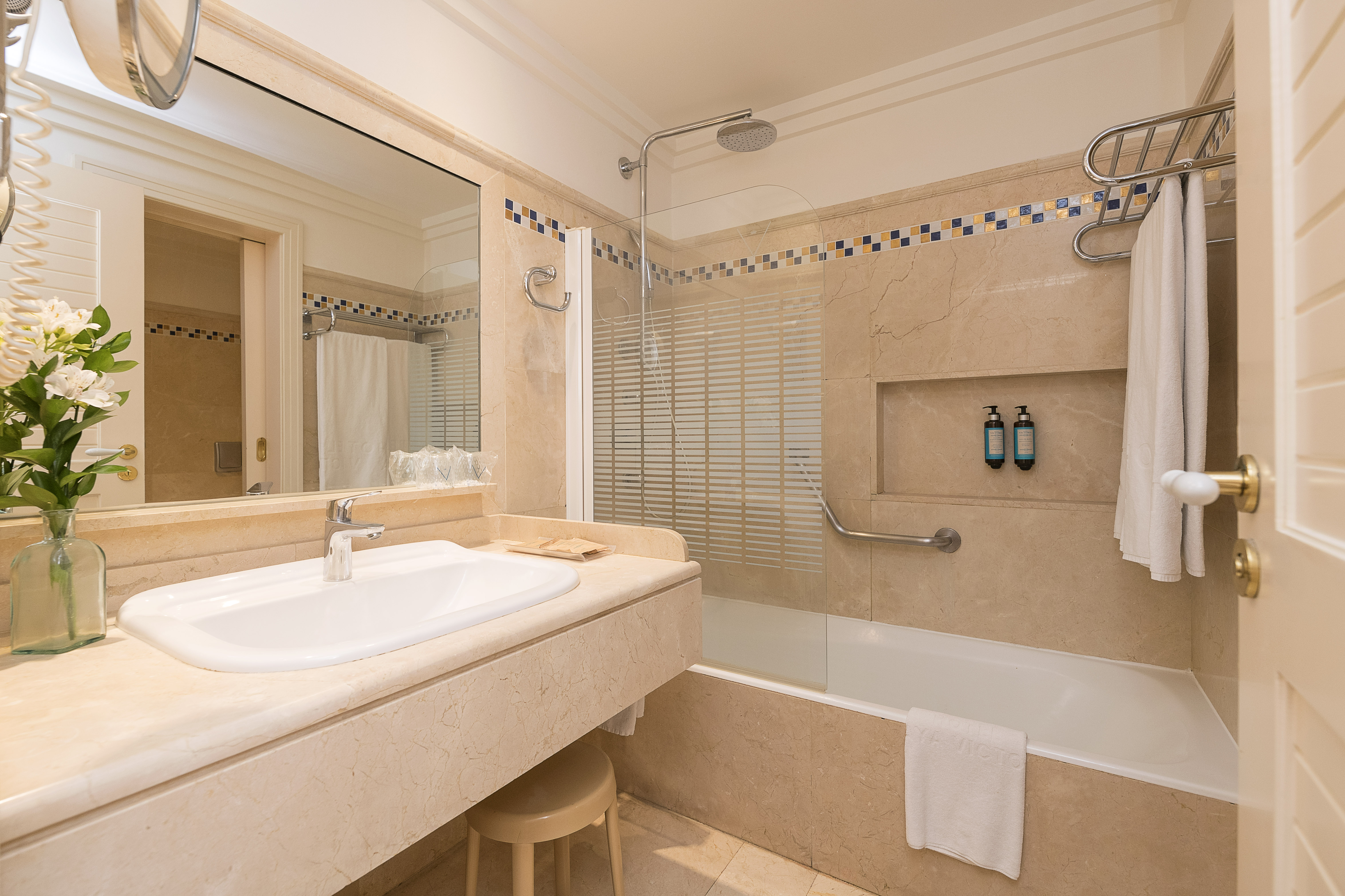 Double or Twin Sea View