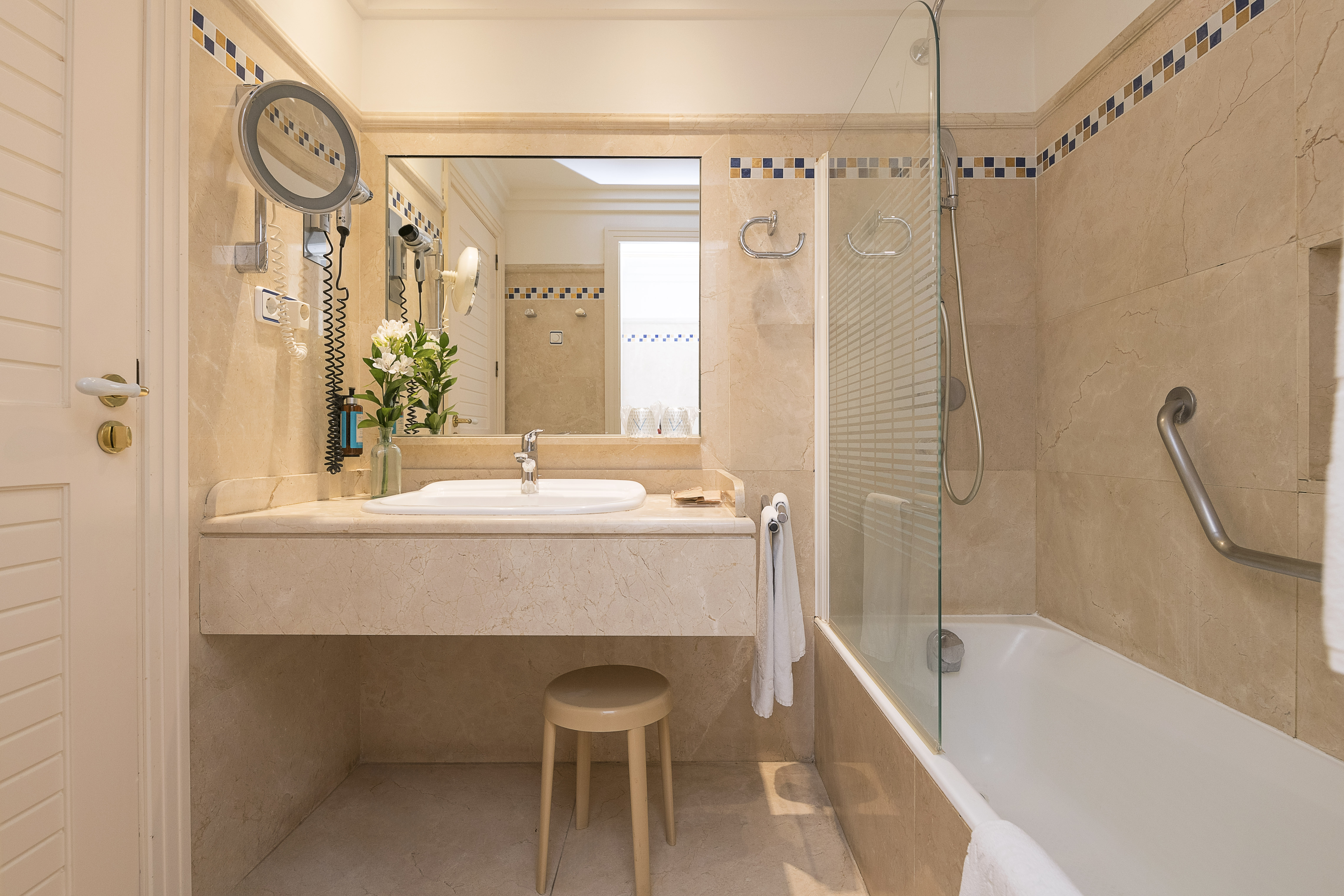 Double or Twin Sea View