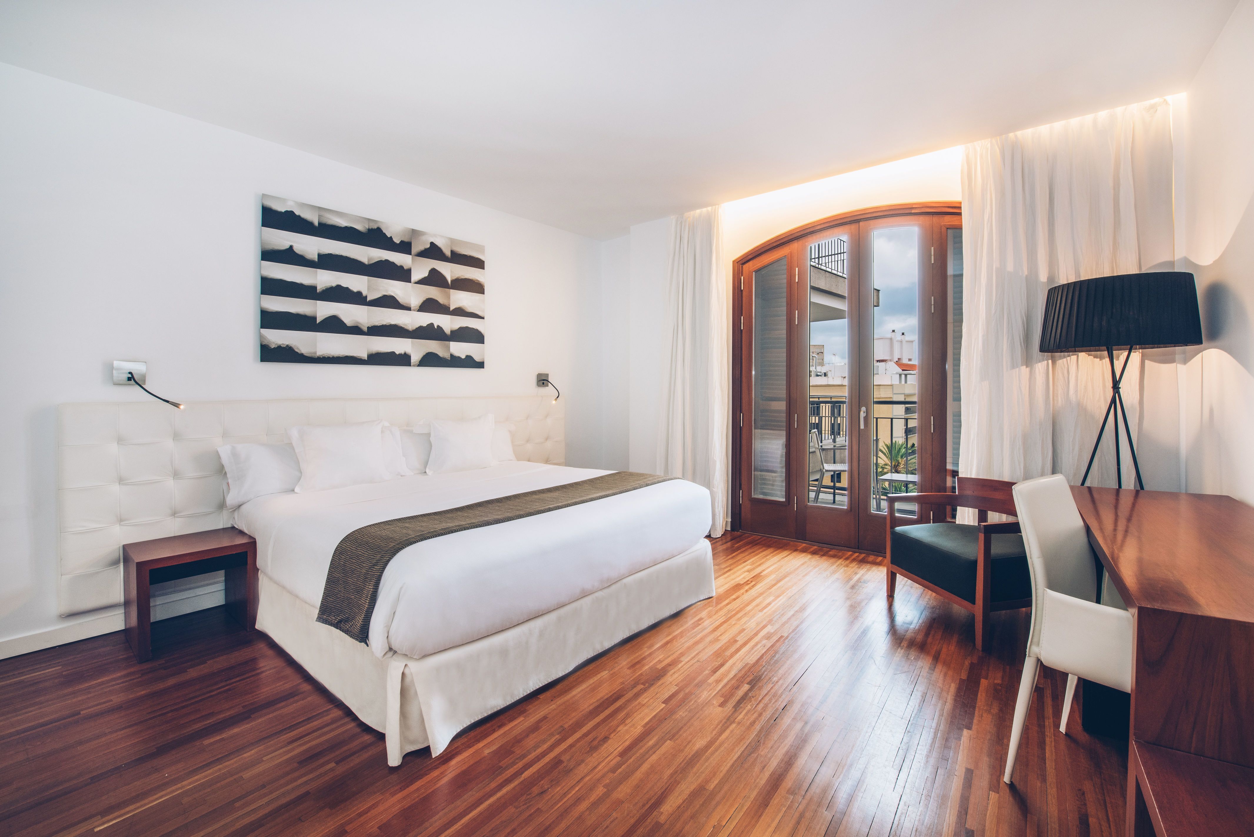 Double Connecting Room