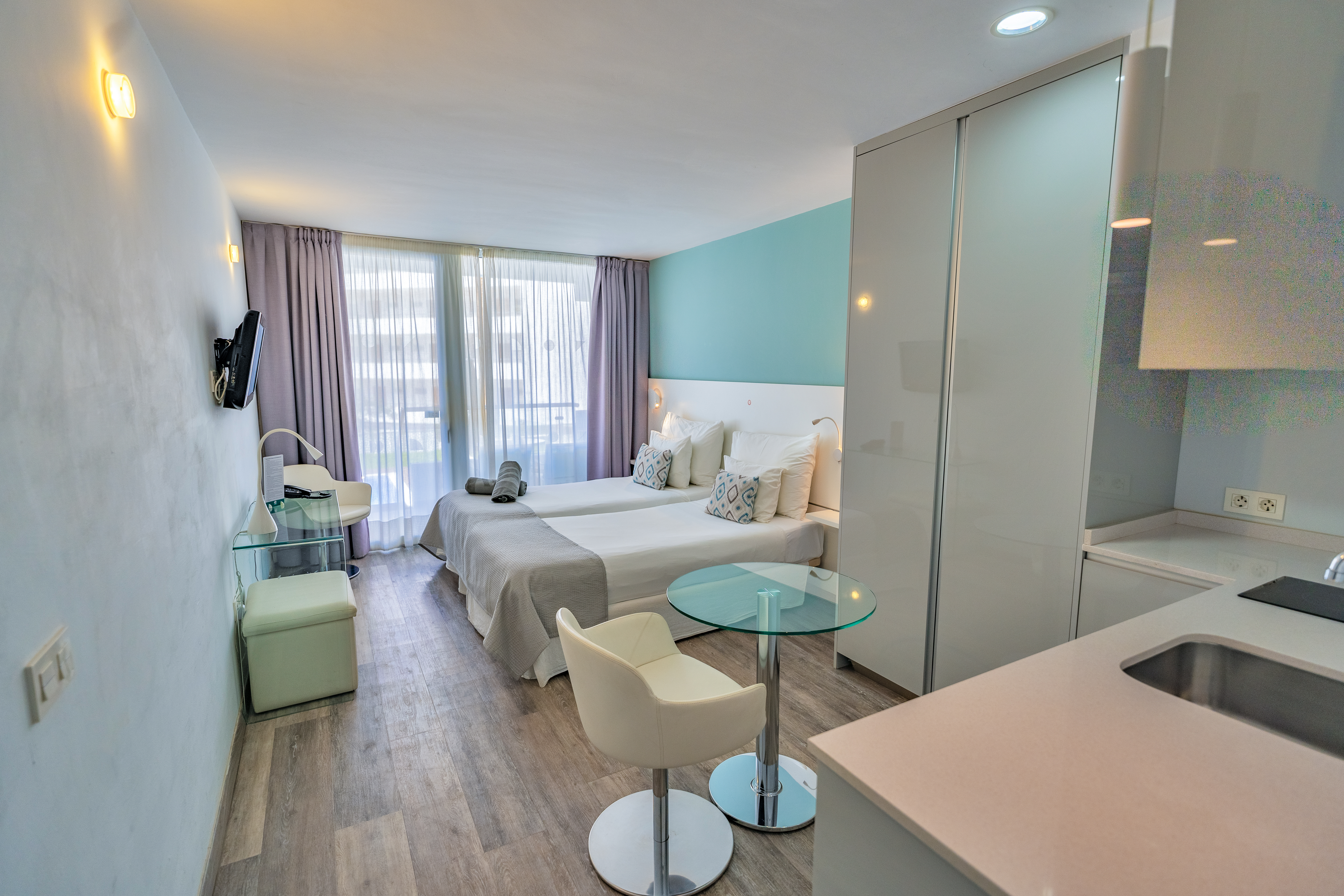 Junior Suite Pool View