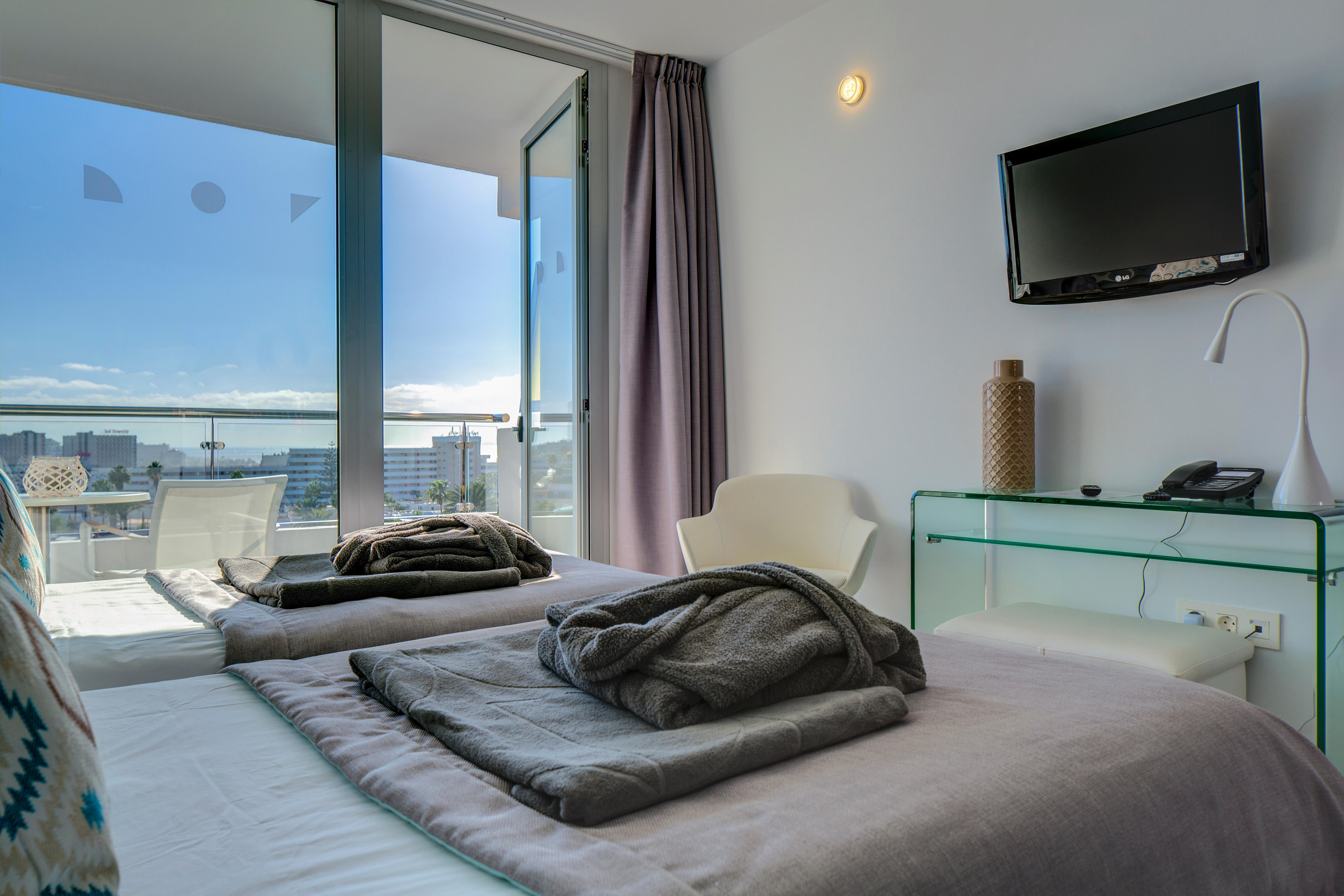 Junior Suite Pool View