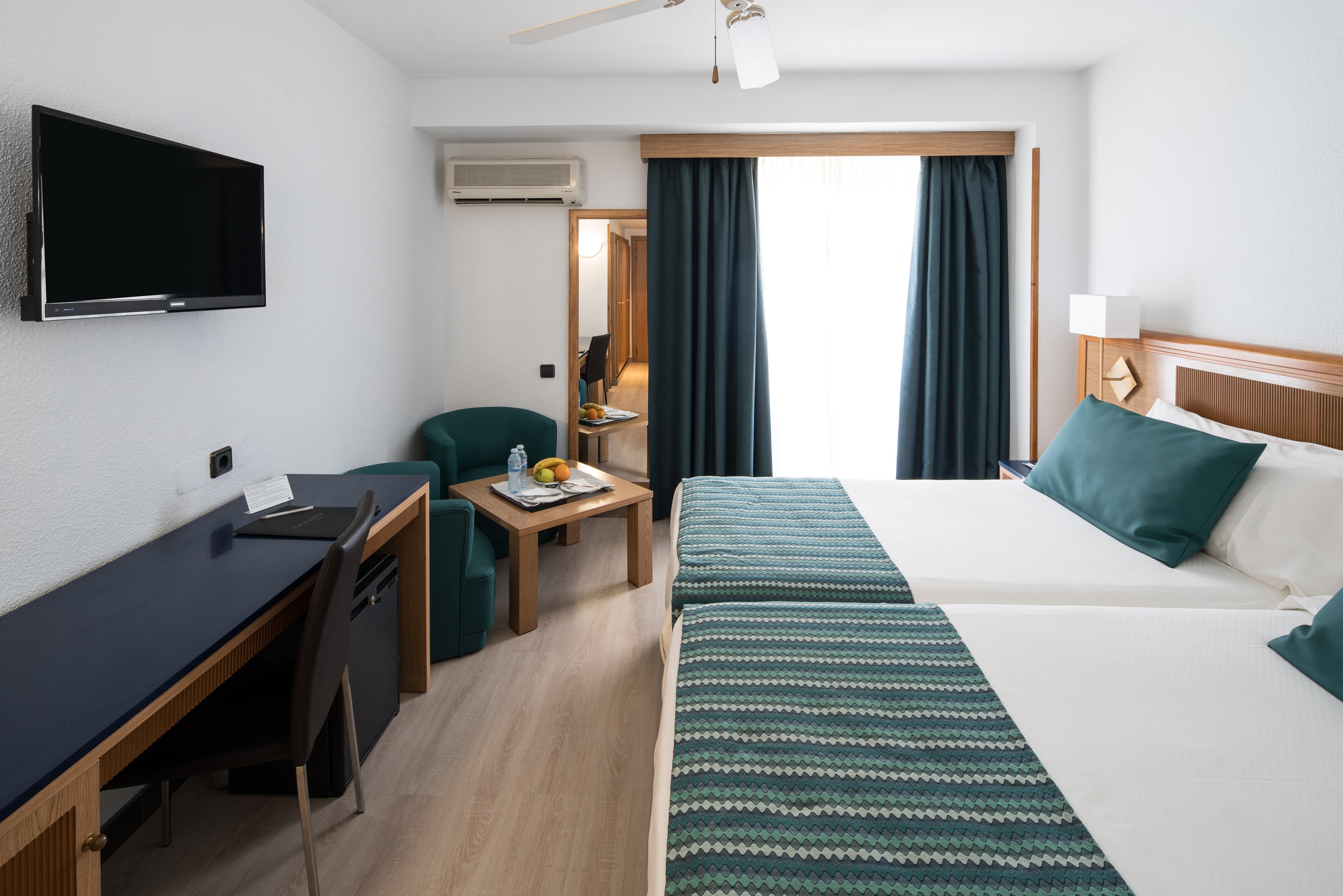 Double Single Sea View