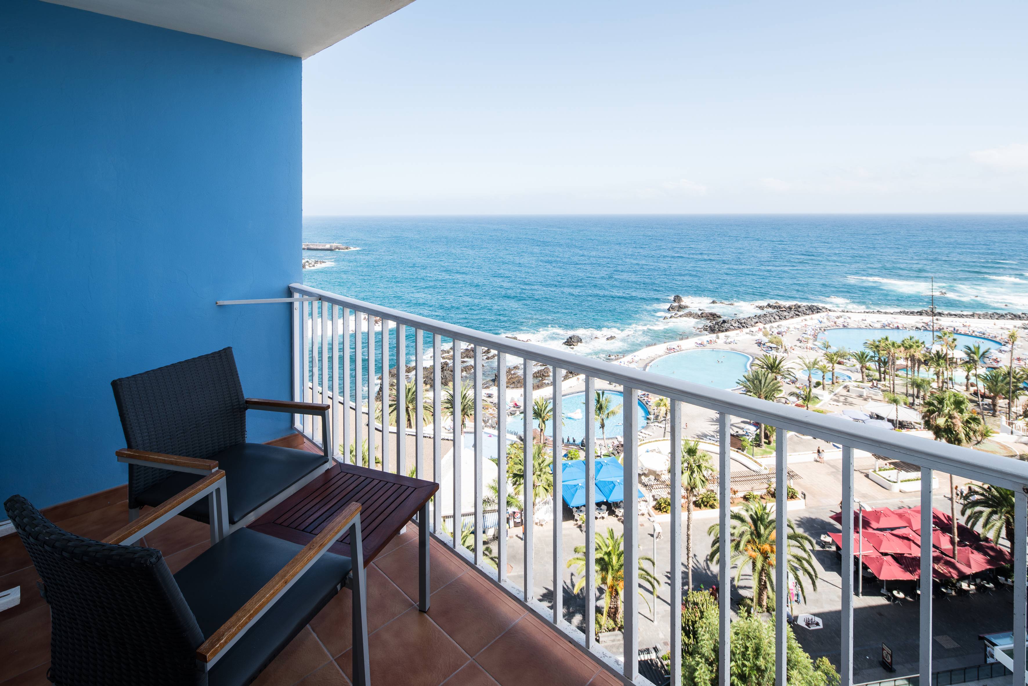 Double Single Sea View with Balcony