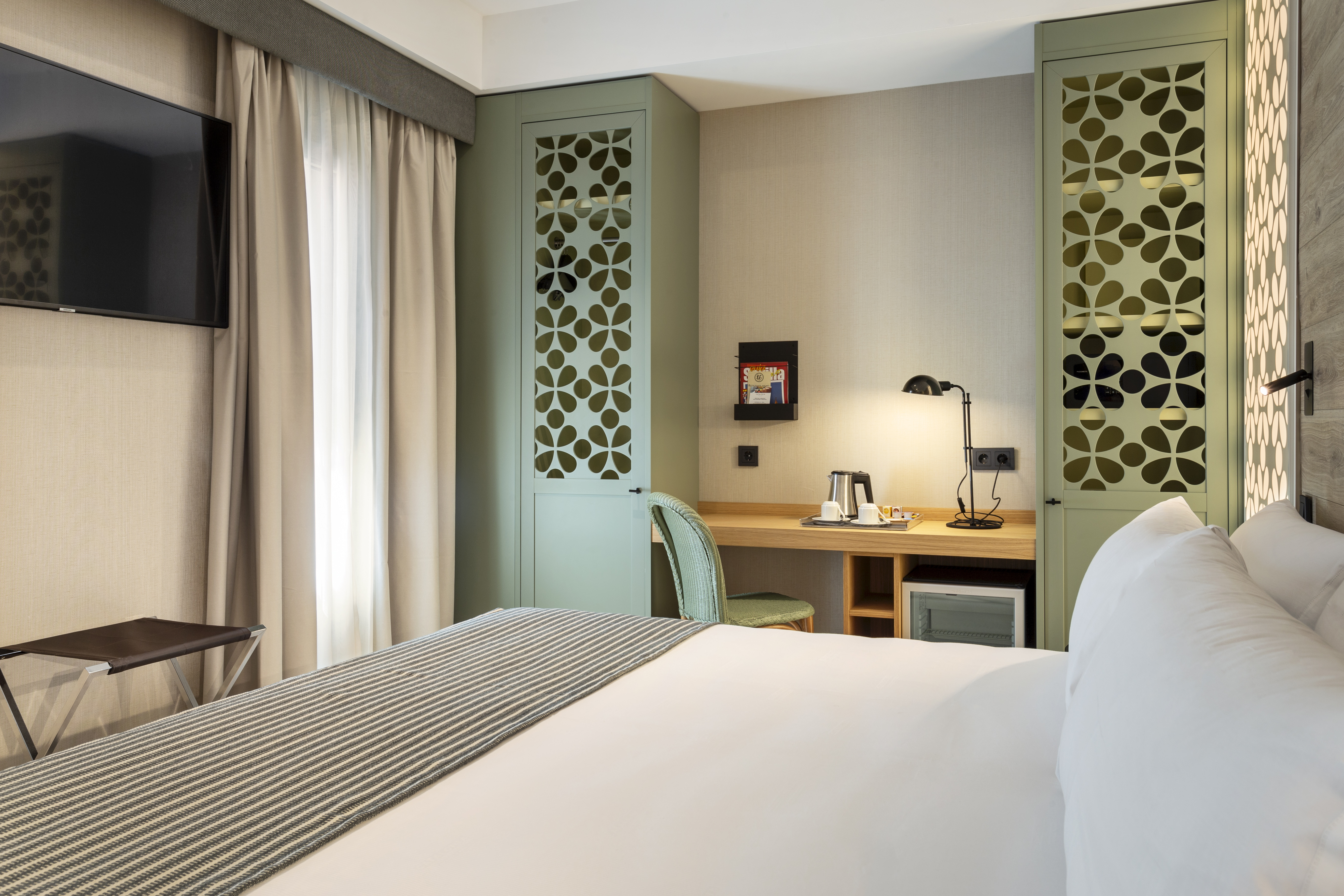 Double Single Premium