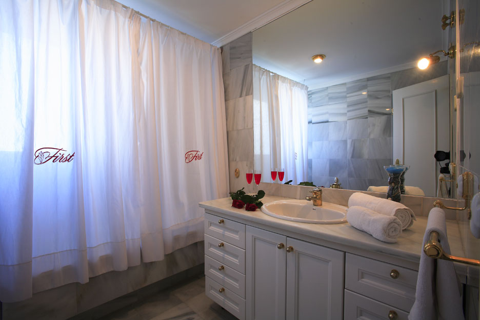 Apartment Capacity 5 Two Bedrooms