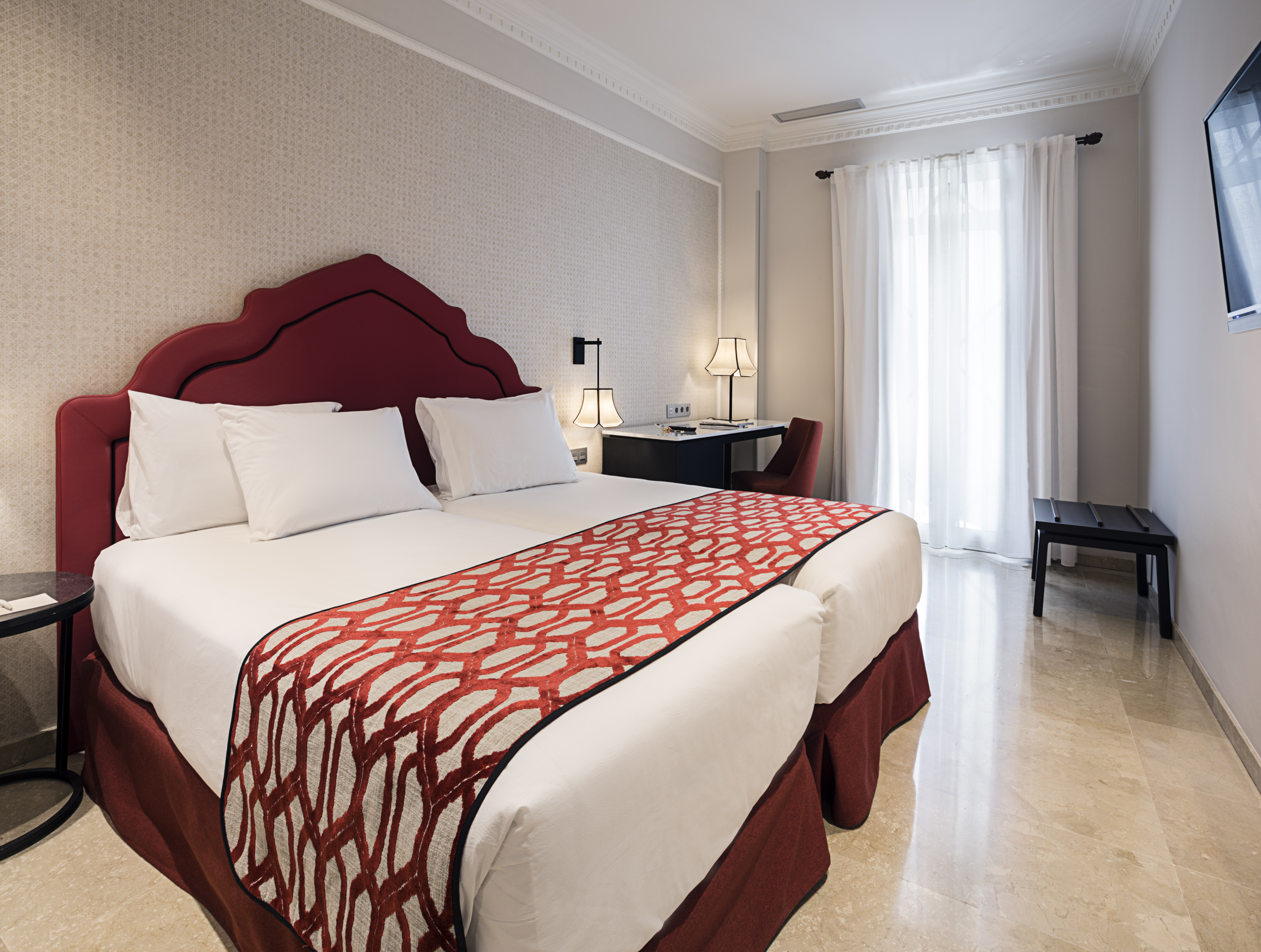 Double or Twin Standard