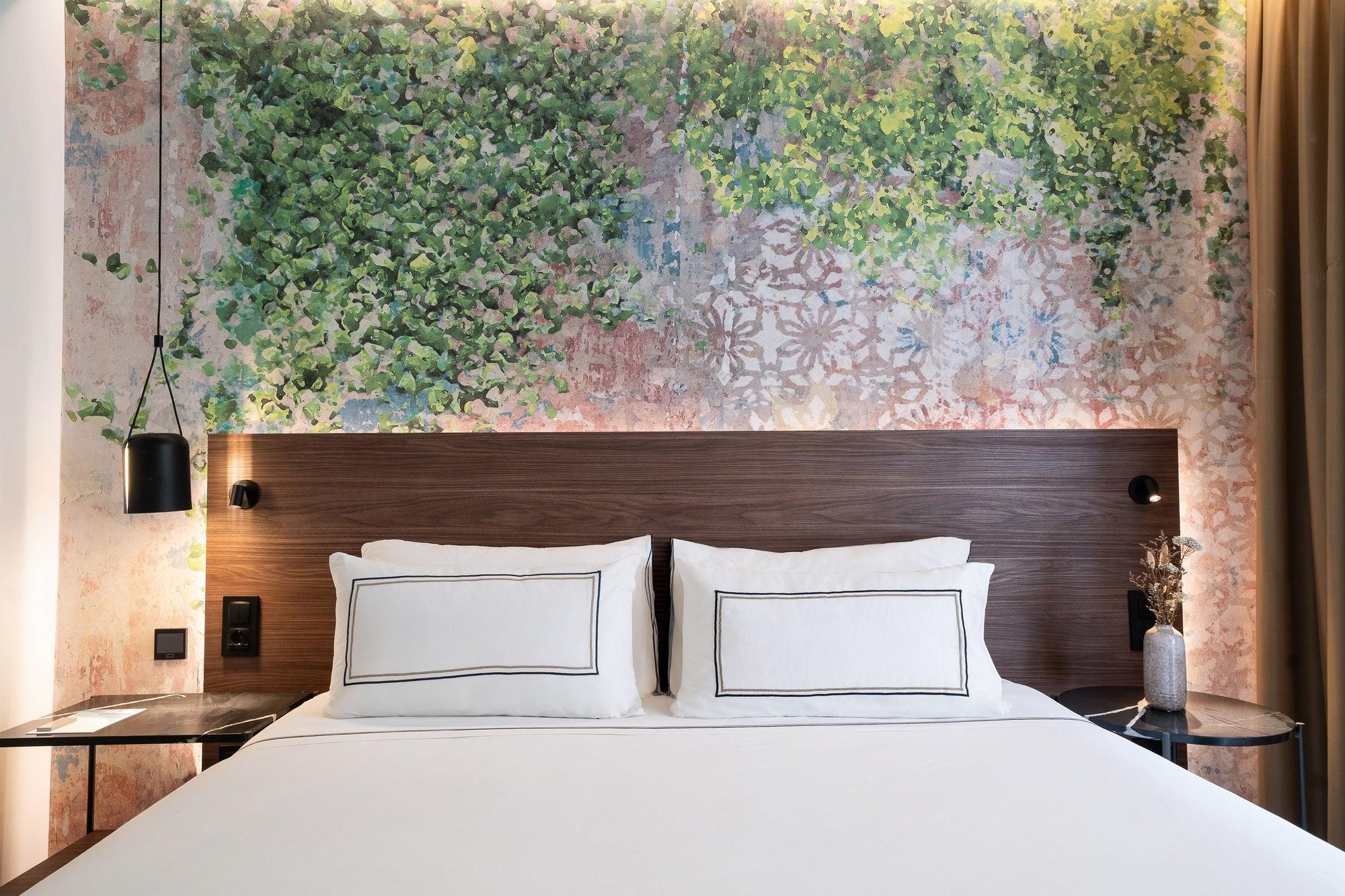 Double Connecting Room