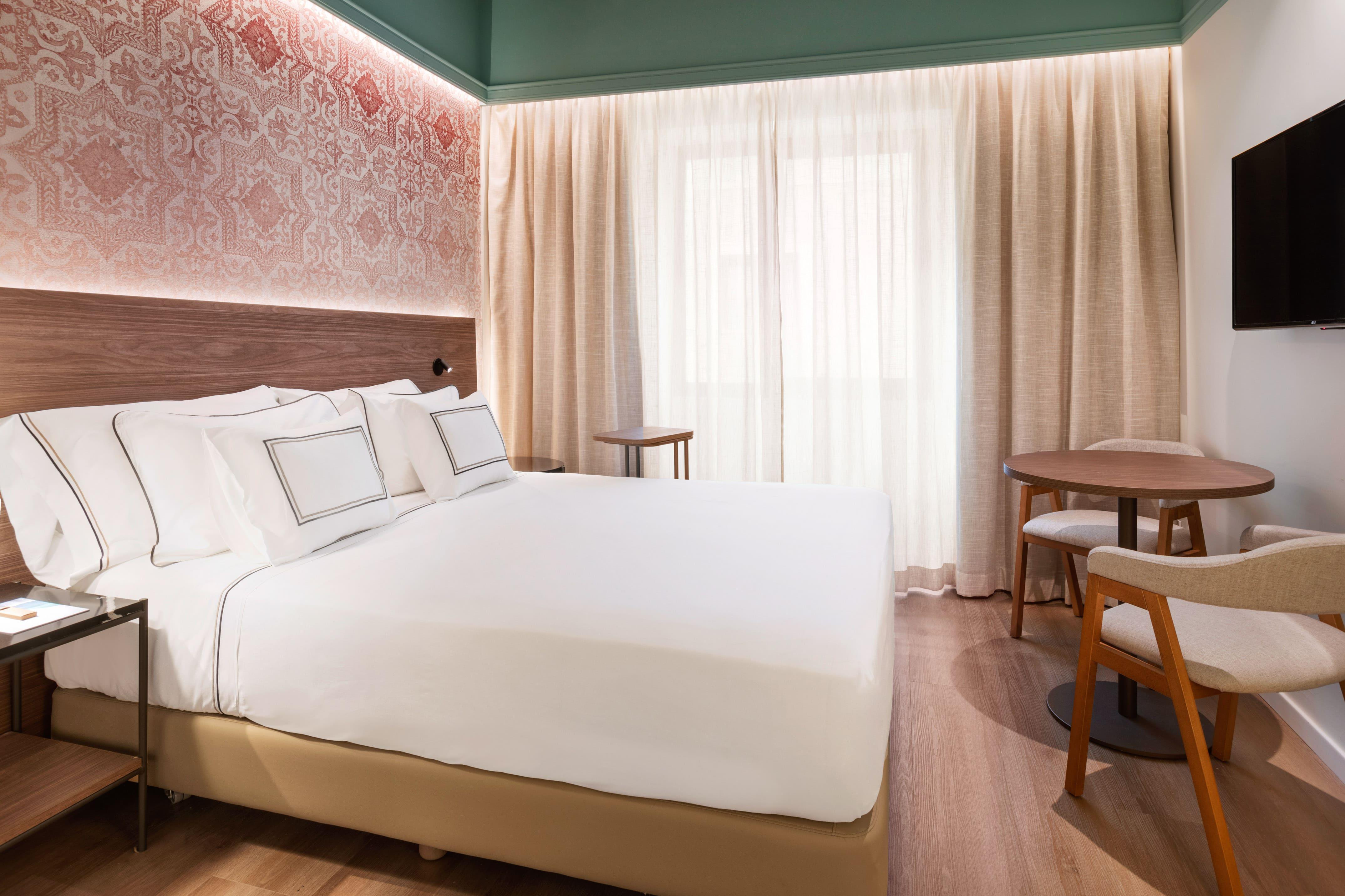 Double Connecting Room