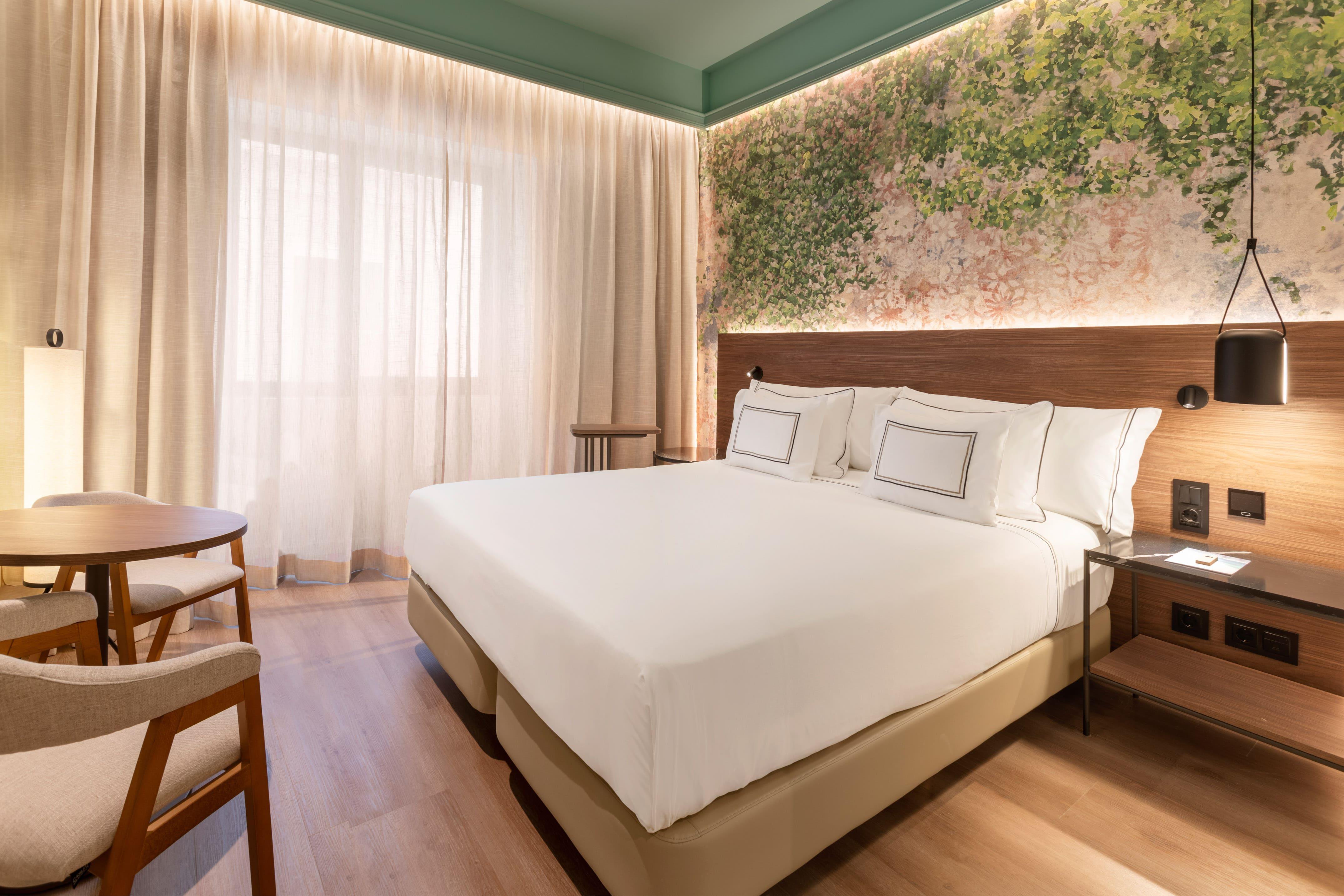 Double Connecting Room