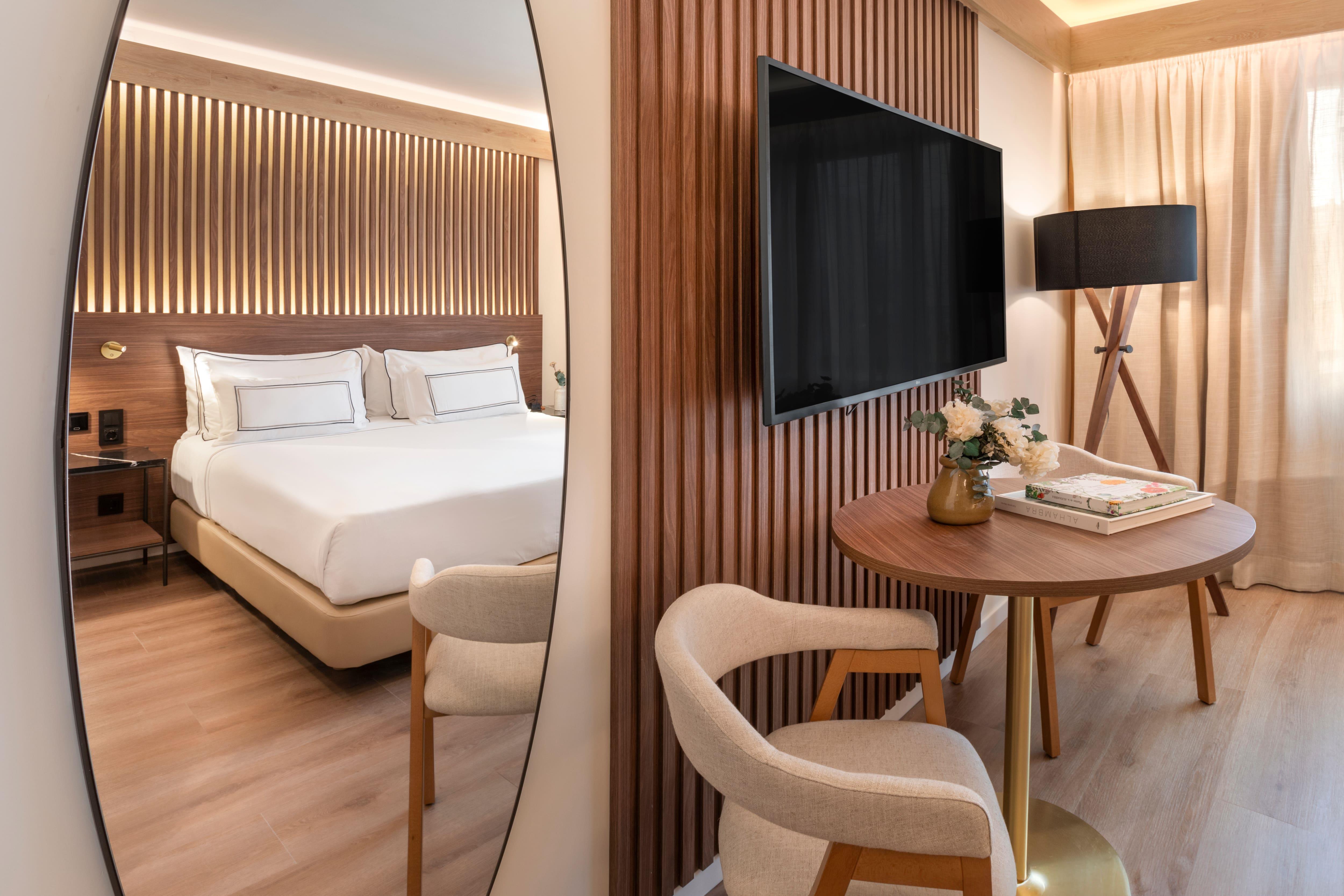 Room Connecting Room