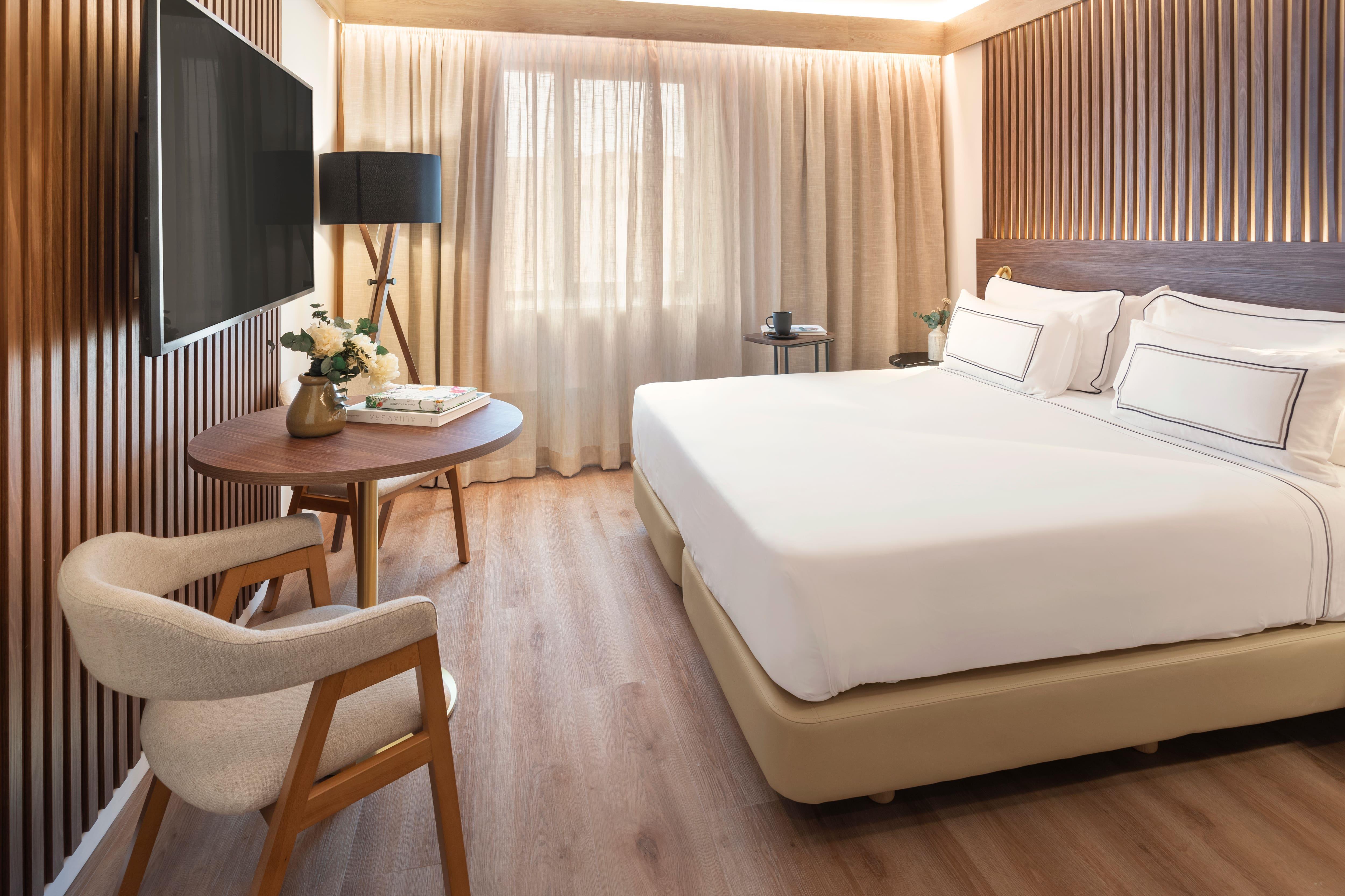 Room Connecting Room