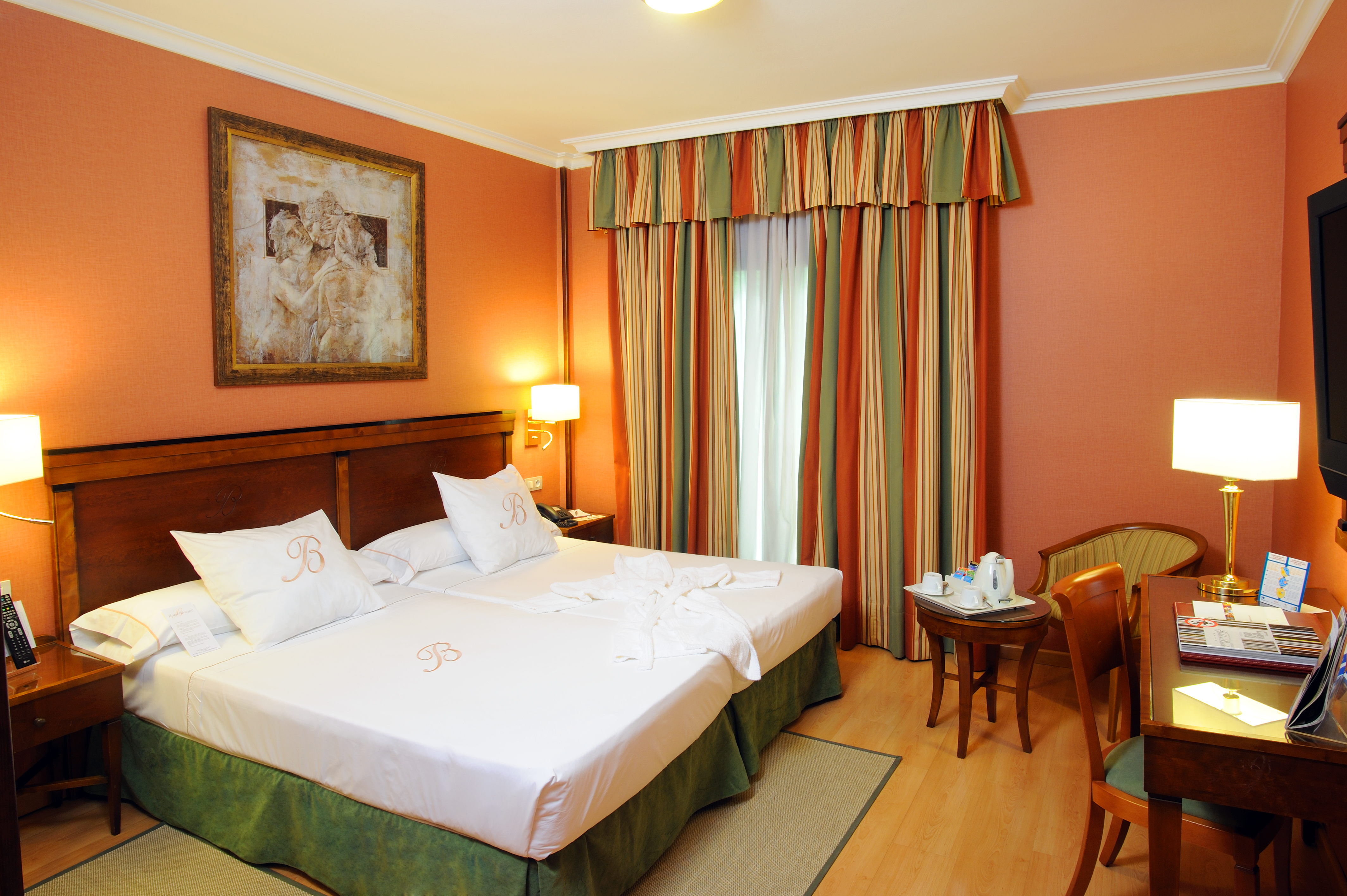 Double or Twin Standard