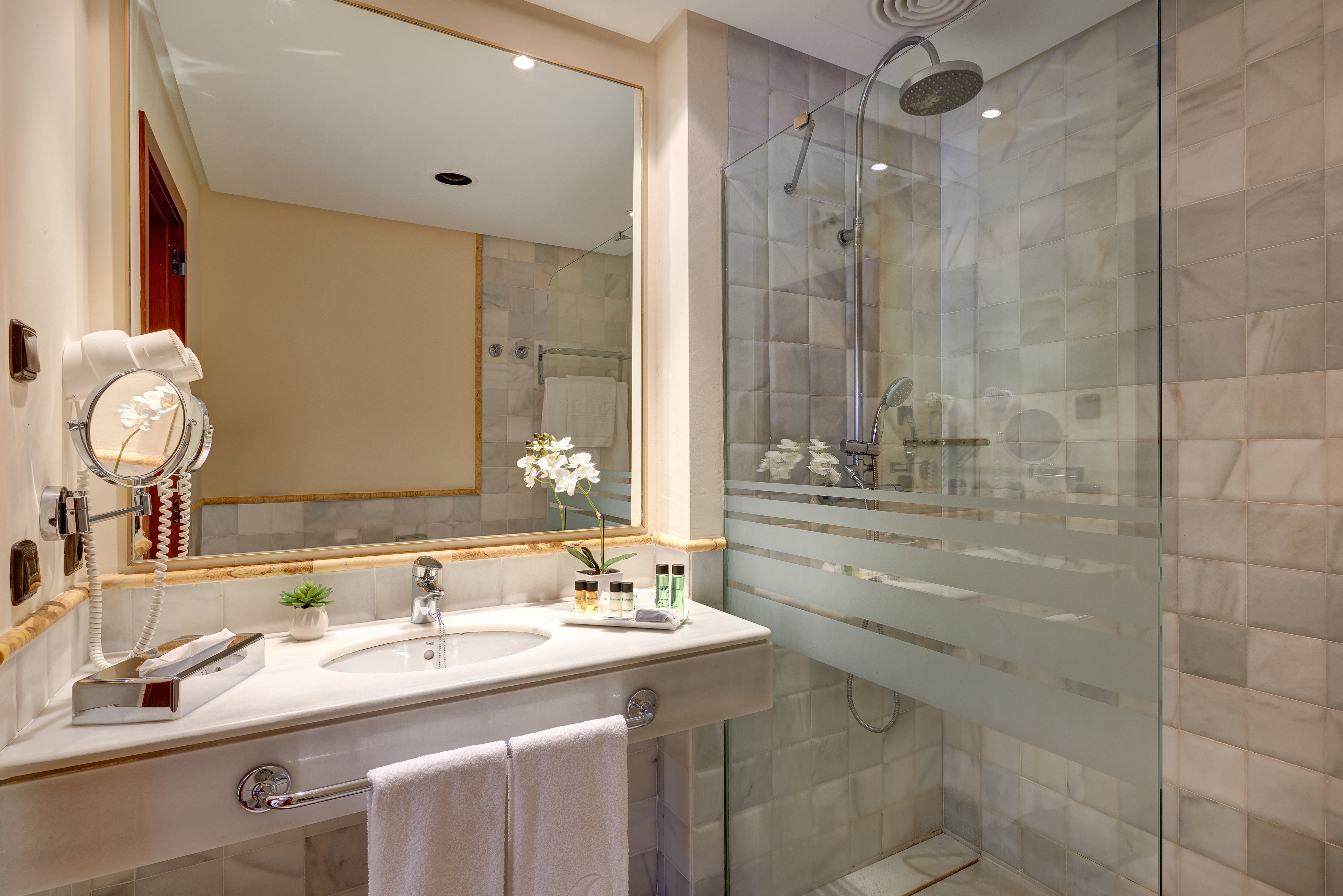 Double or Twin Sea View