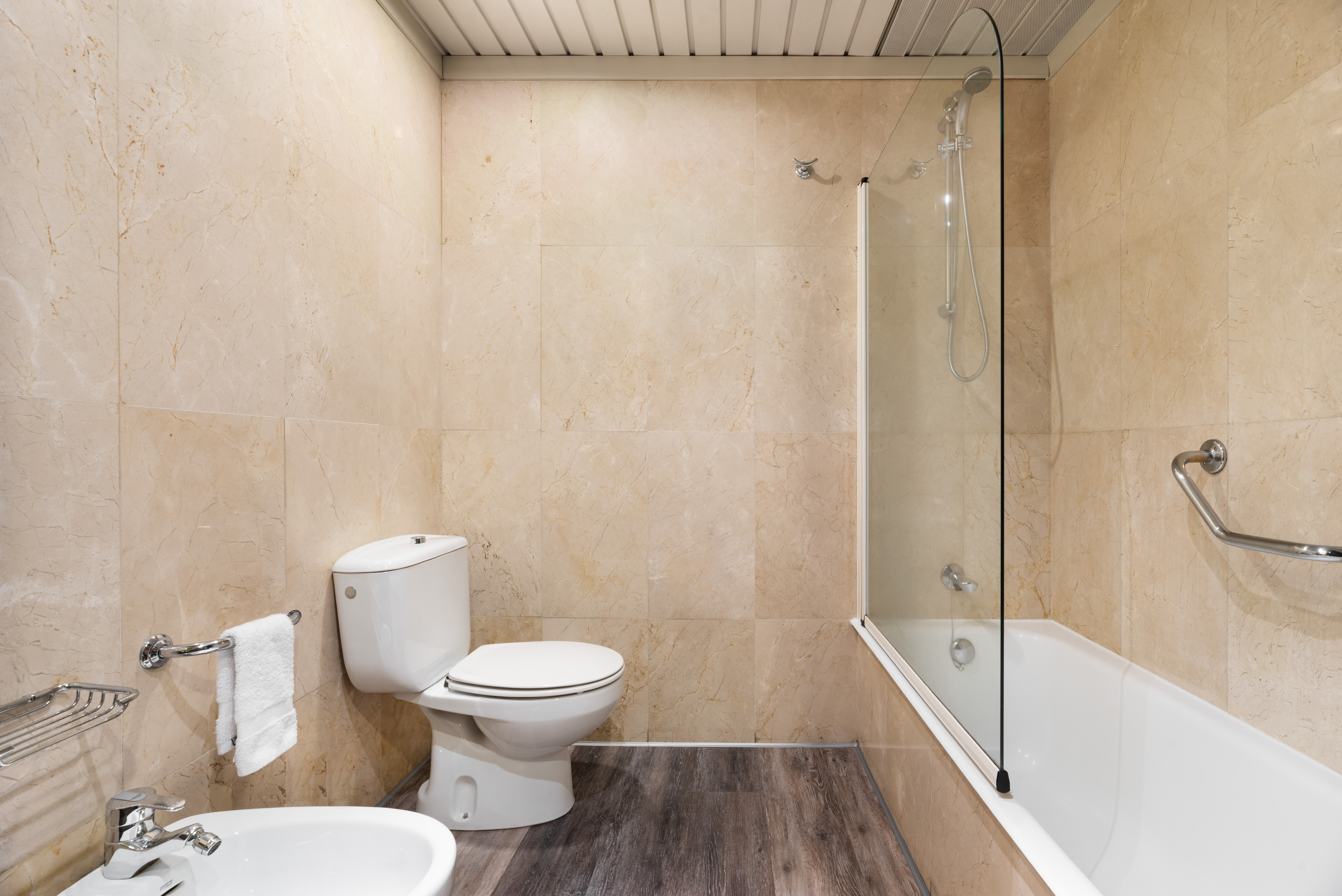 Double or Twin Standard