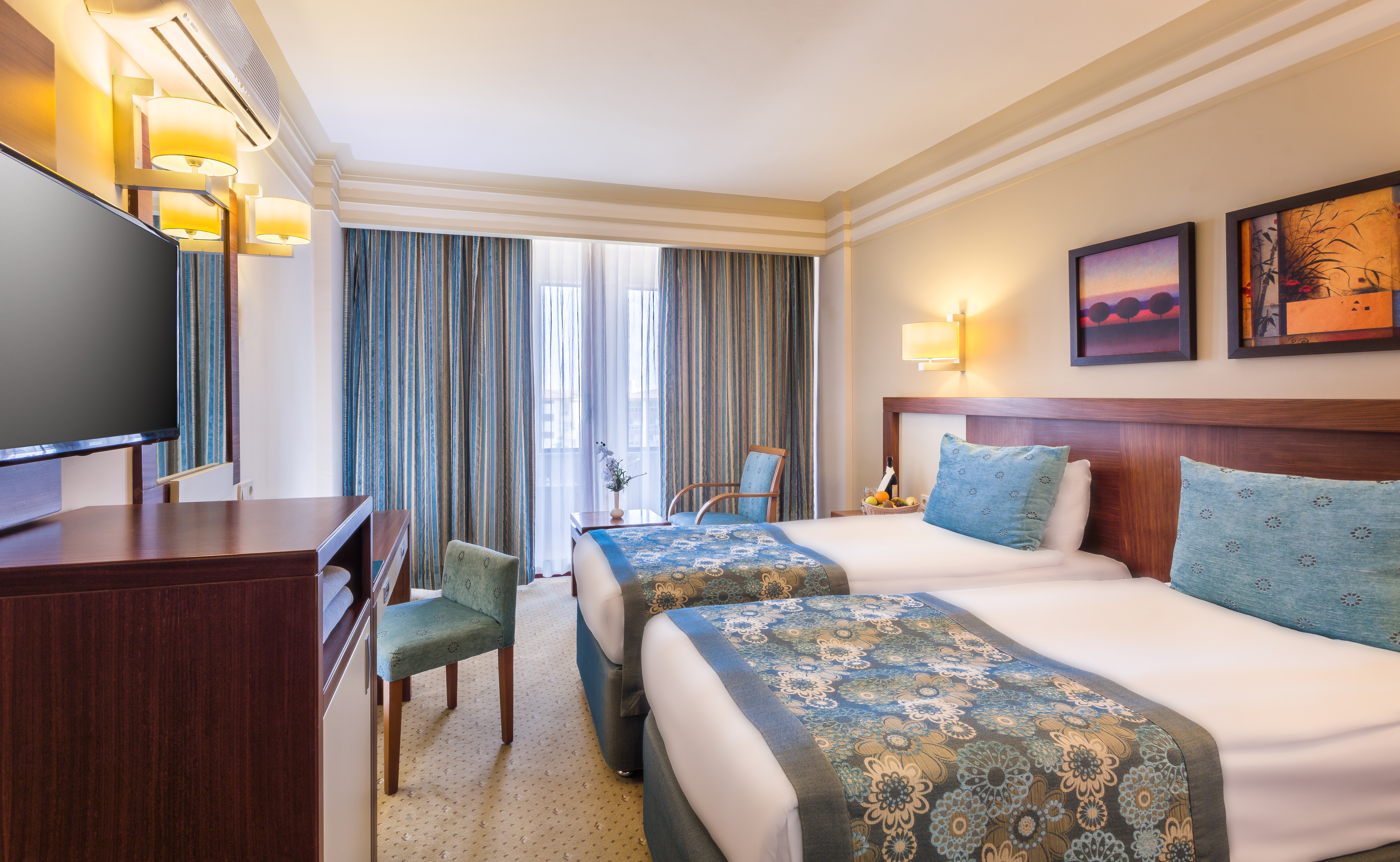 Double Single Economy