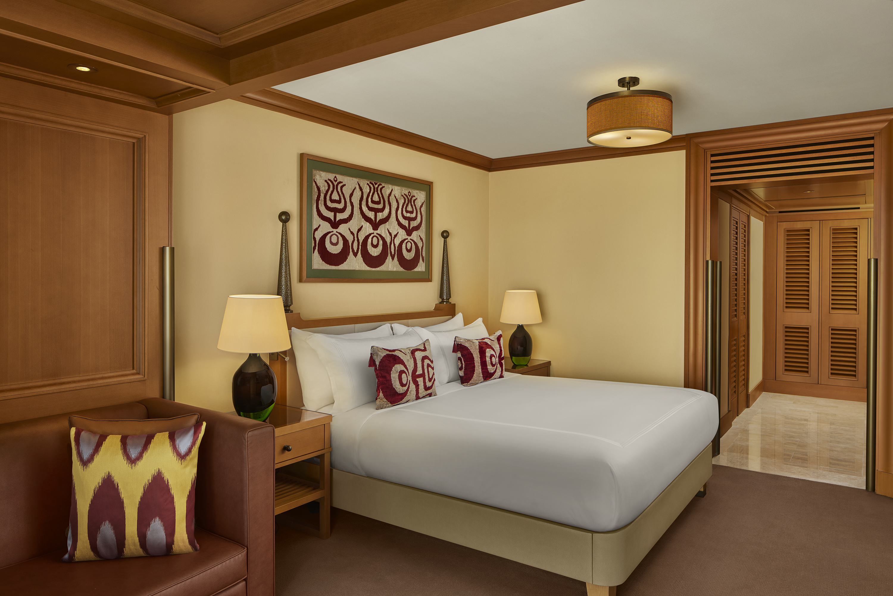 Double Deluxe King Bed