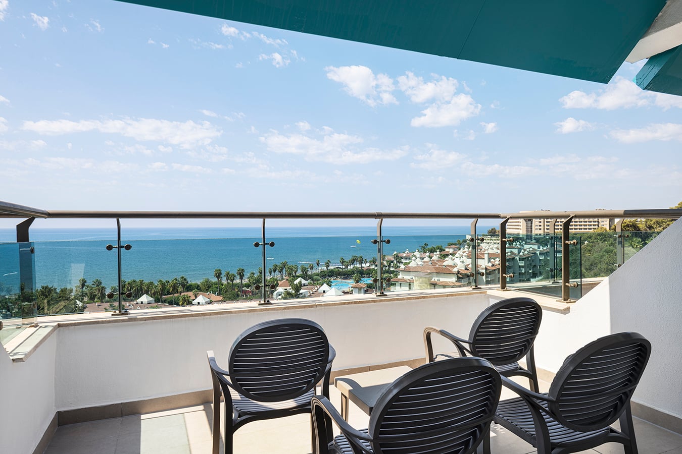 Family Room Sea View