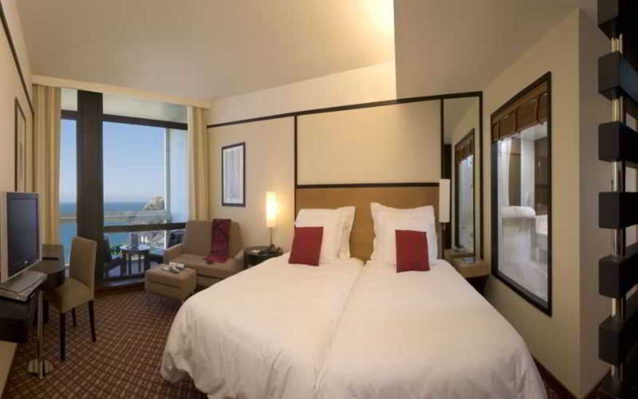 Double or Twin Side Sea View