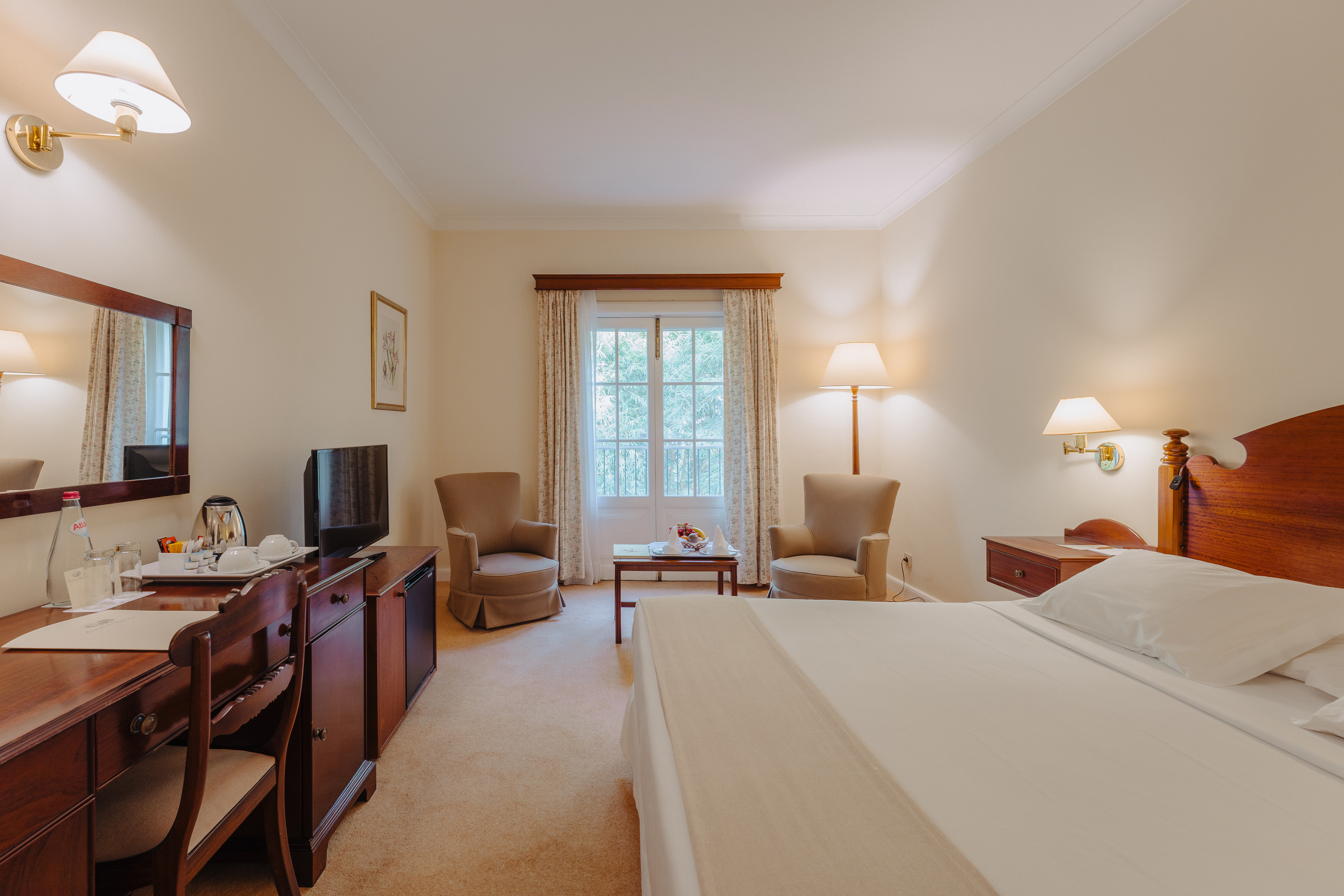 Single Garden View with Balcony