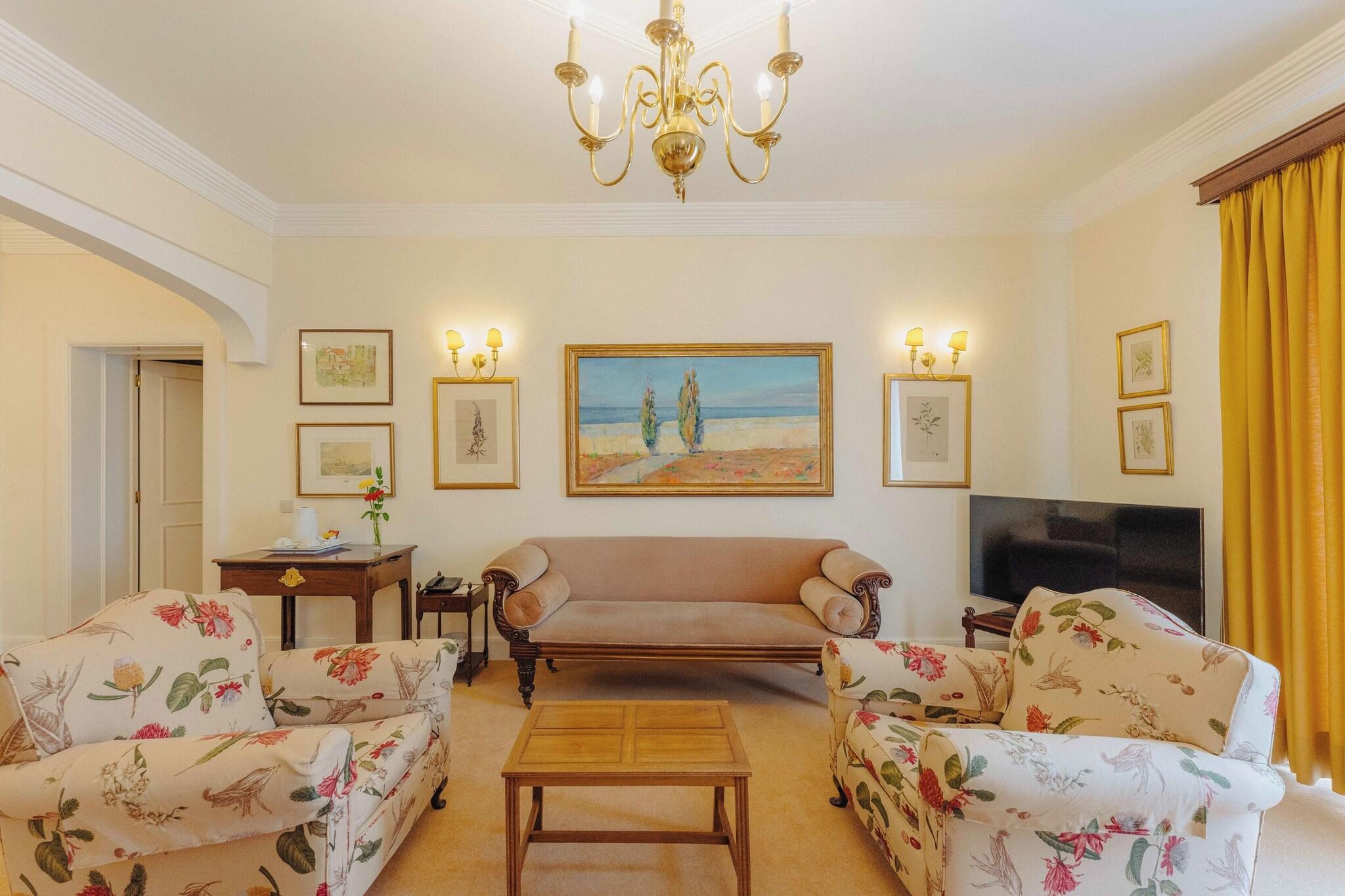 Quadruple Presidential with Views