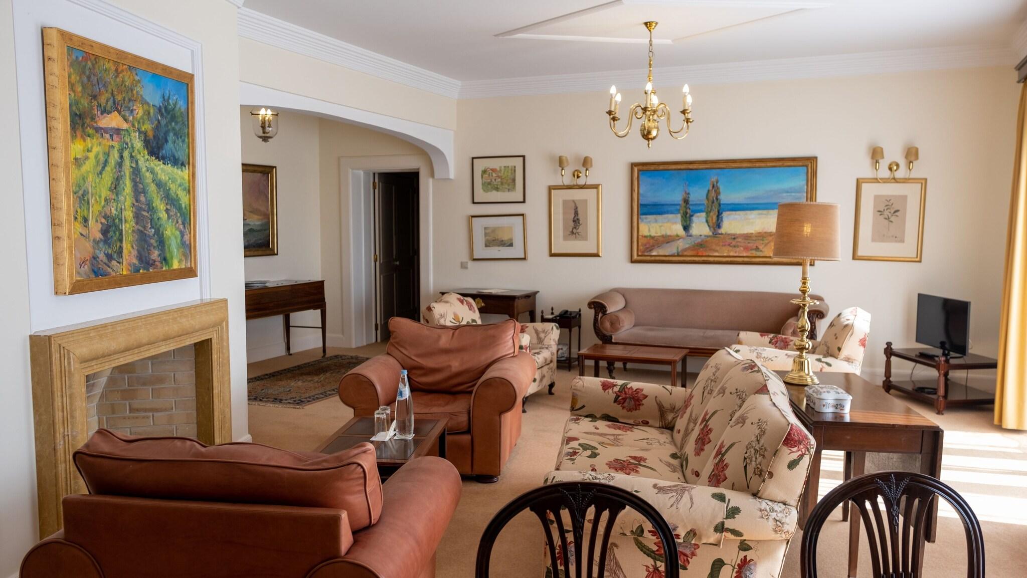 Quadruple Presidential with Views