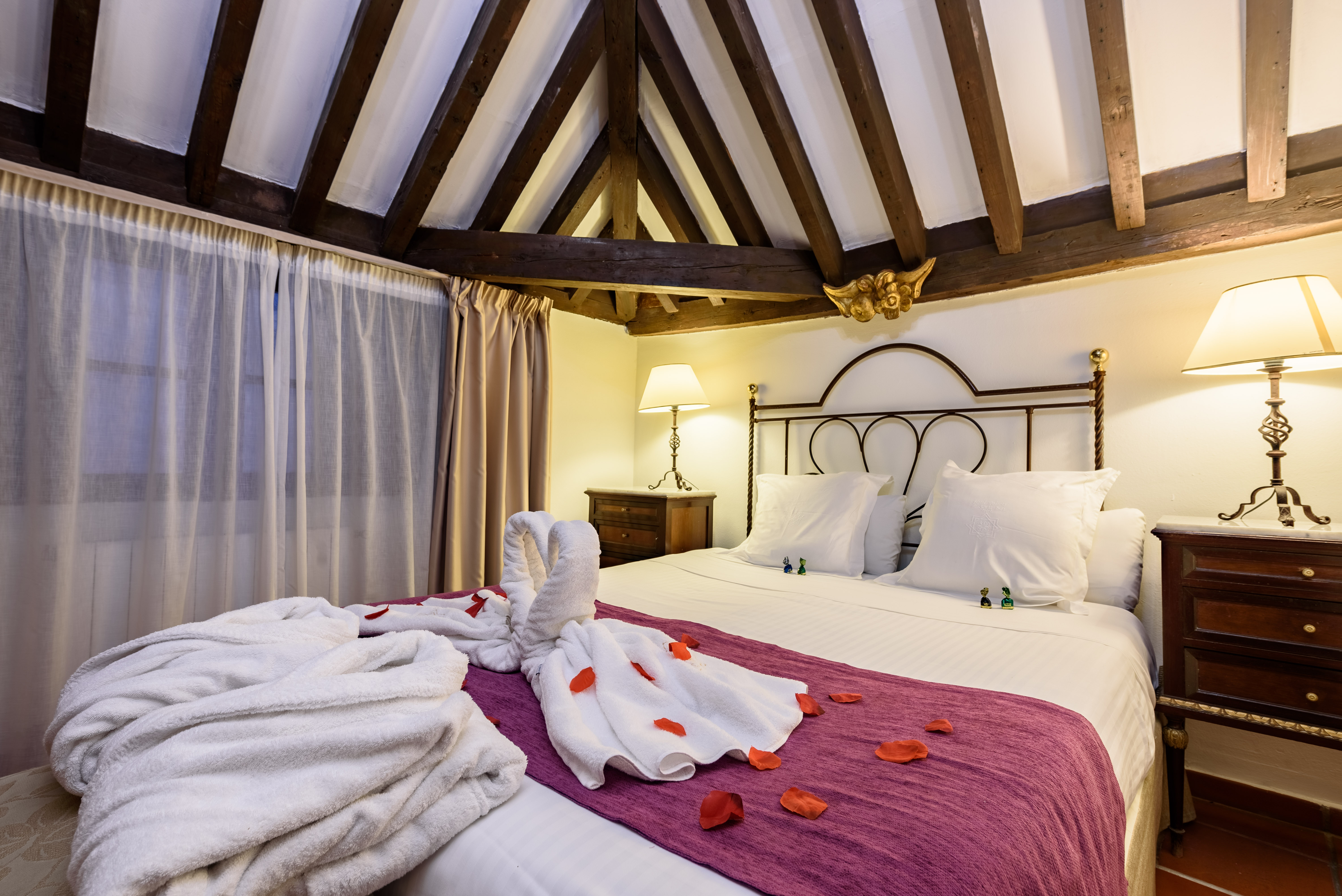 Double or Twin Standard