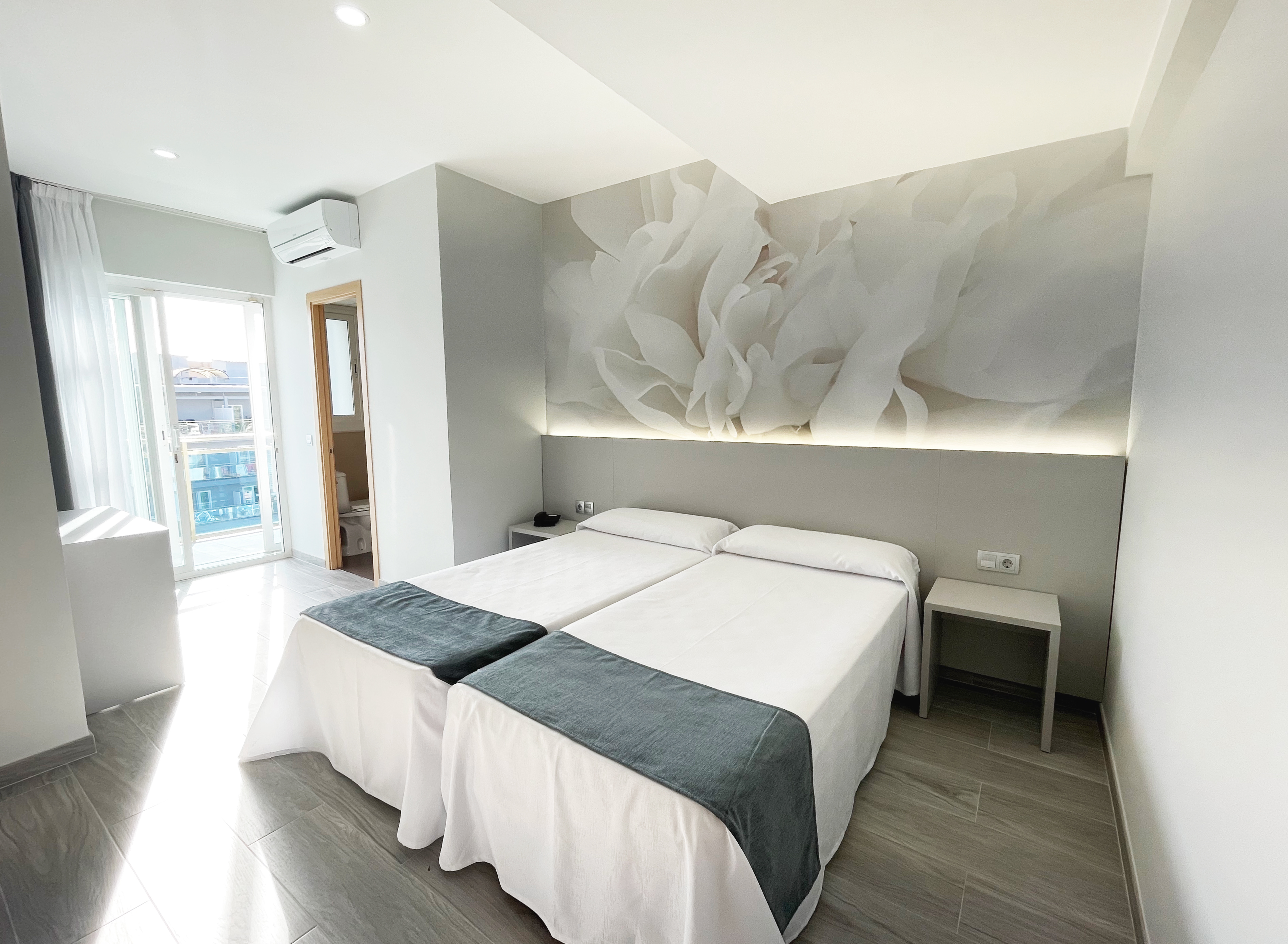 Double or Twin Superior