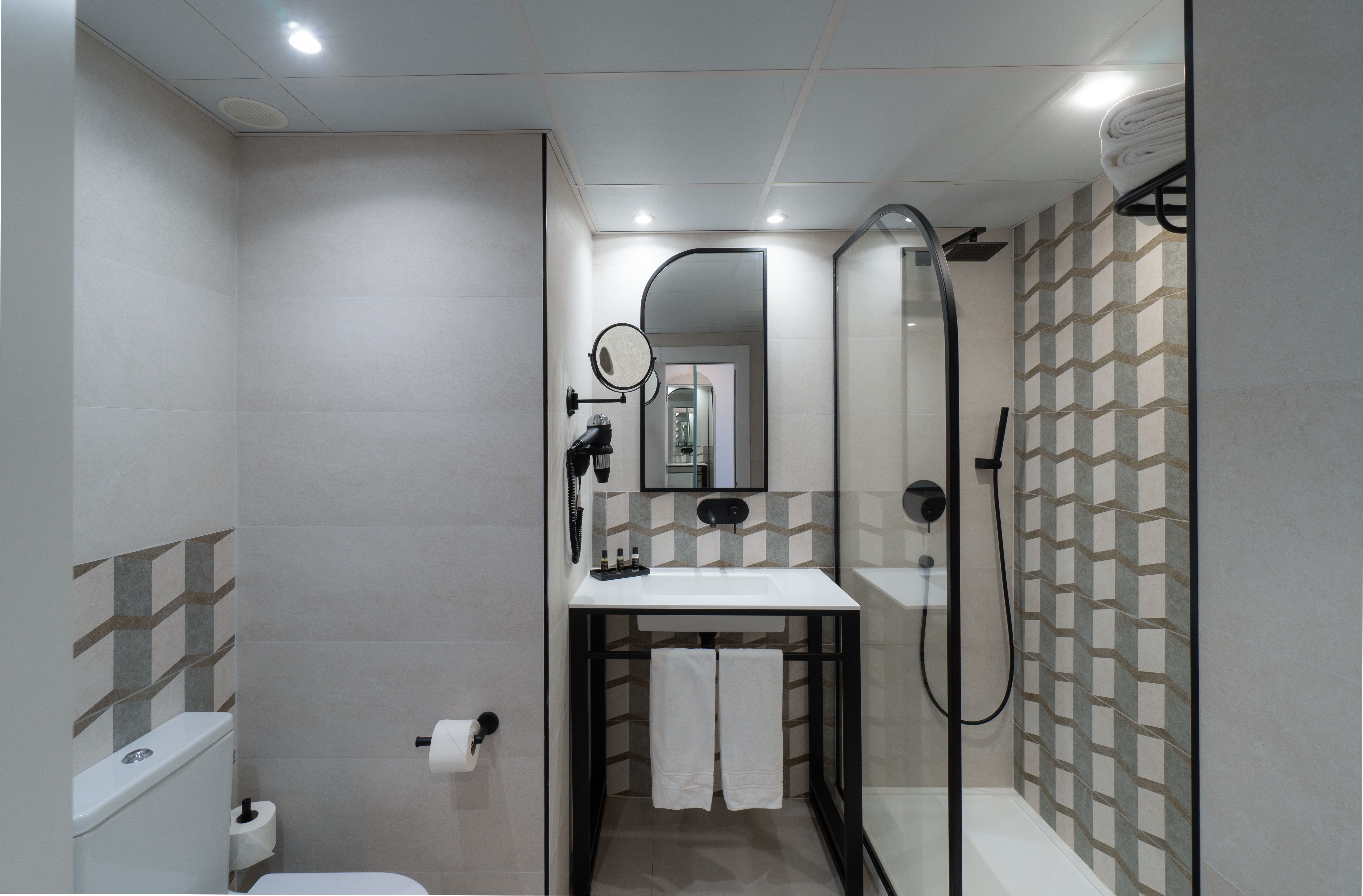 Double or Twin Sea View