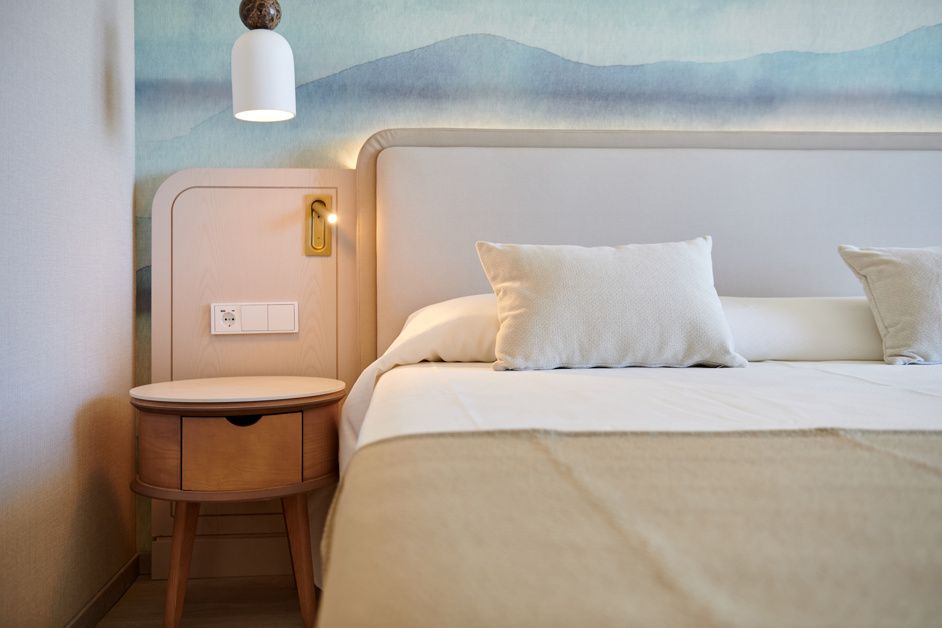 Double or Twin Side Sea View