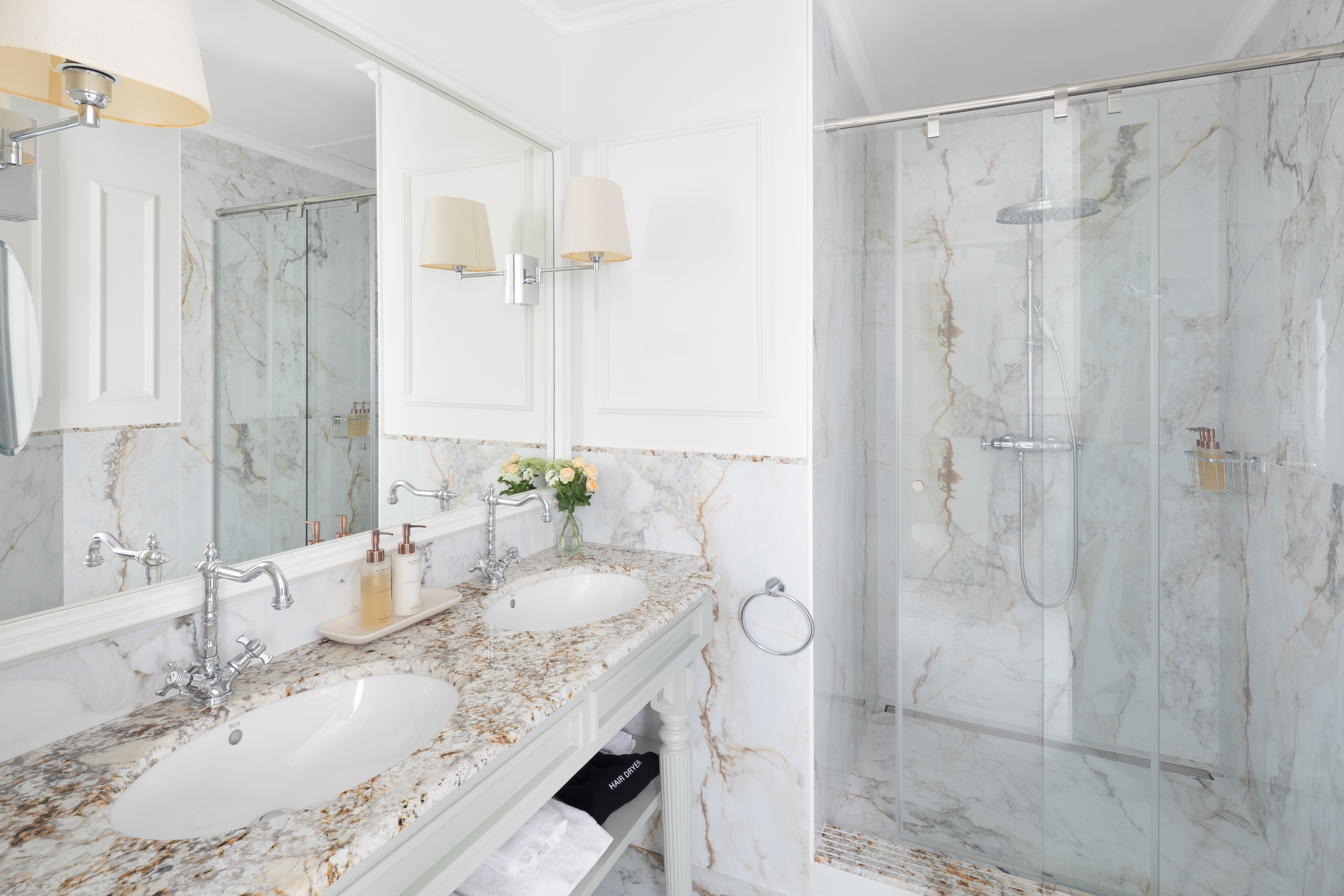 Junior Suite Capacity 1